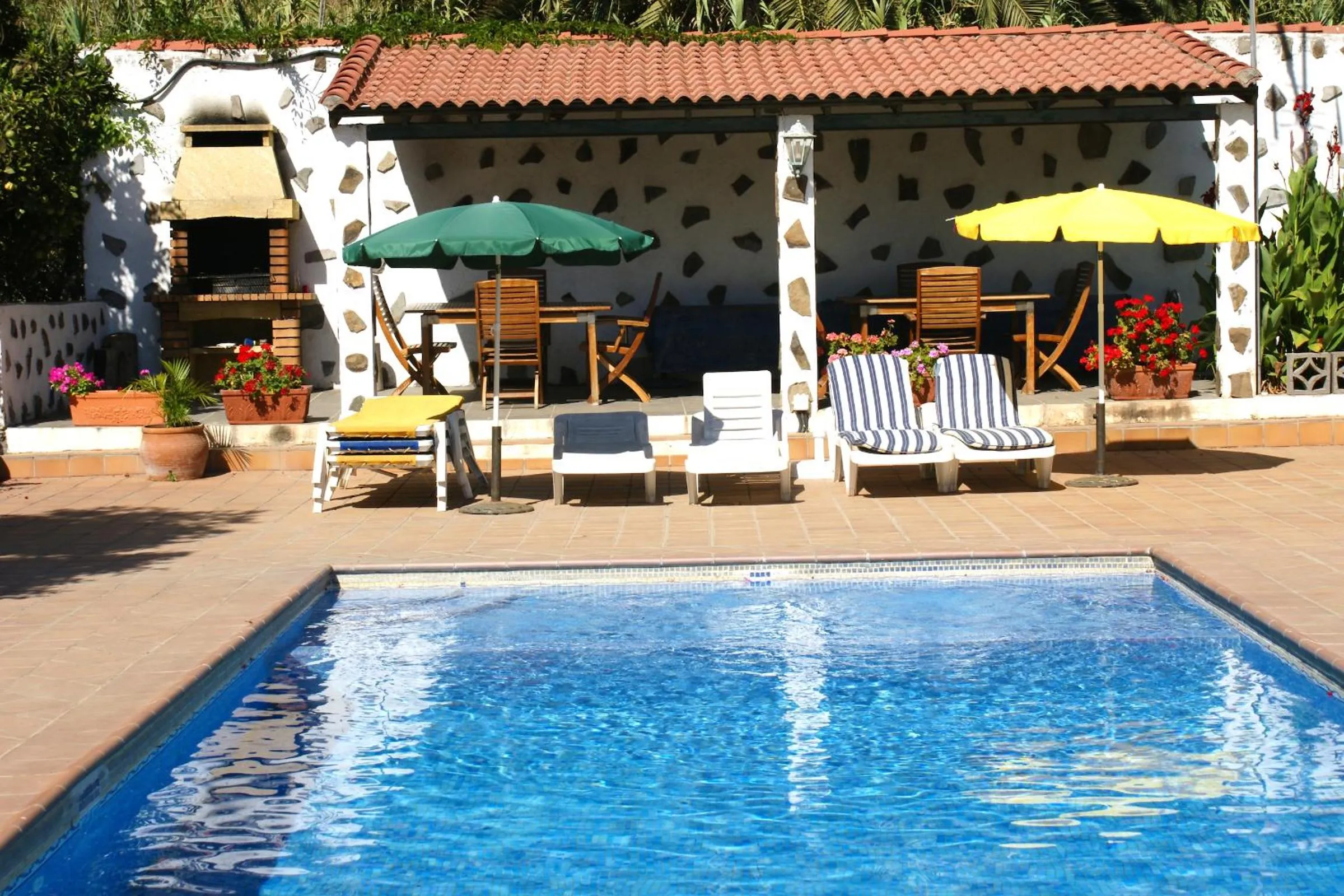 Swimming pool in Apartamentos Nelly