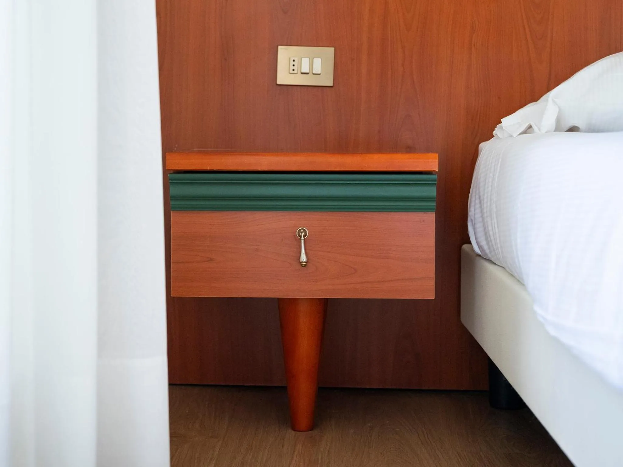 Photo of the whole room, Bed in Hotel Carillon