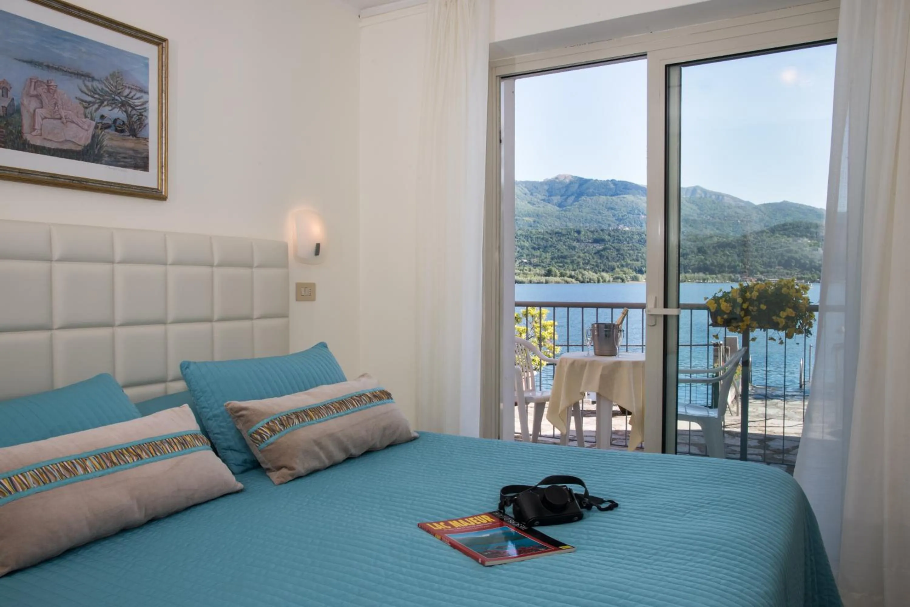 Bedroom, Bed in Hotel Carillon