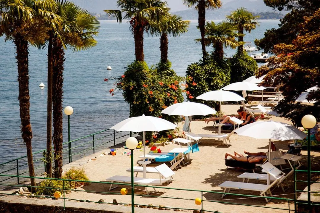 Beach in Hotel Carillon