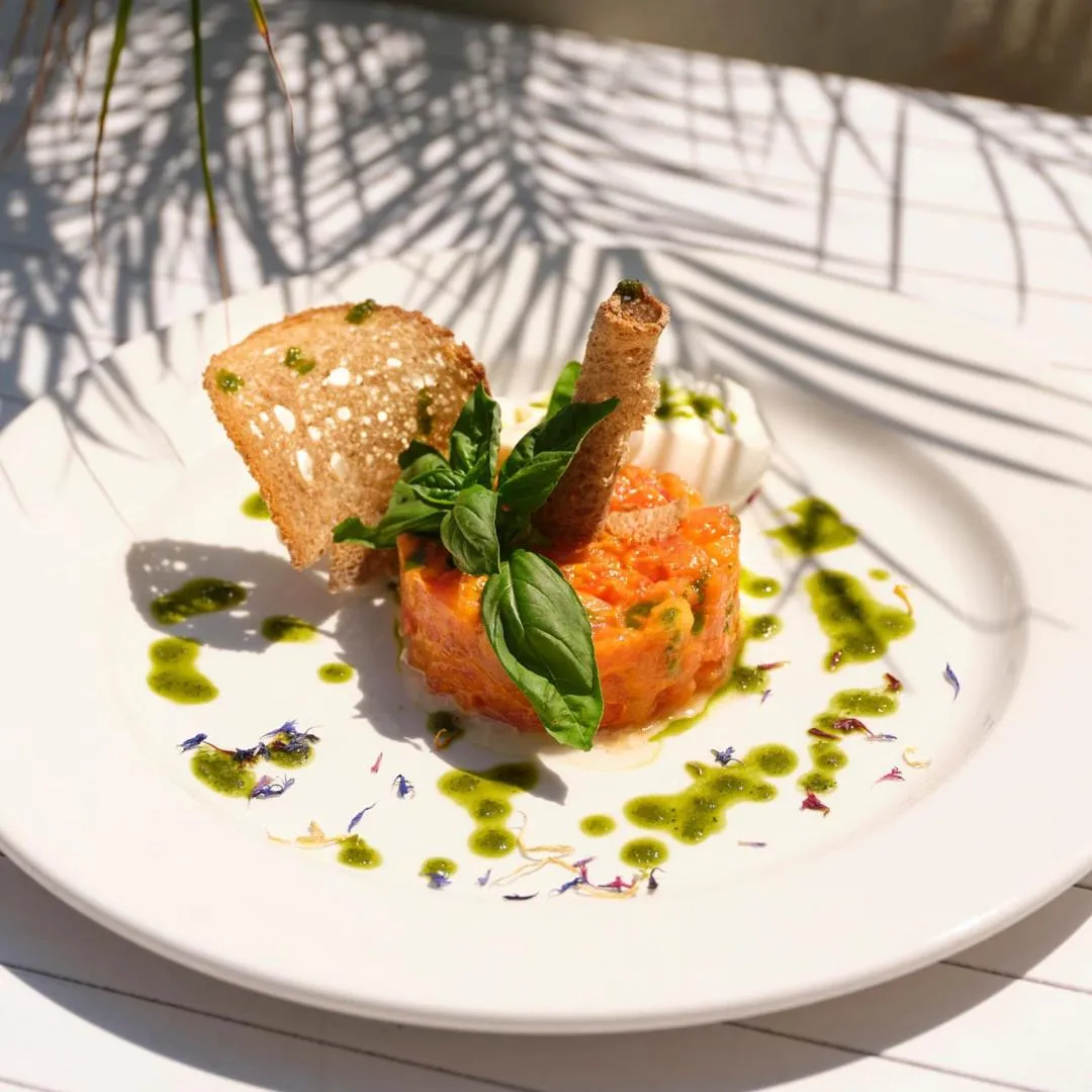 Food and drinks in Hotel Carillon