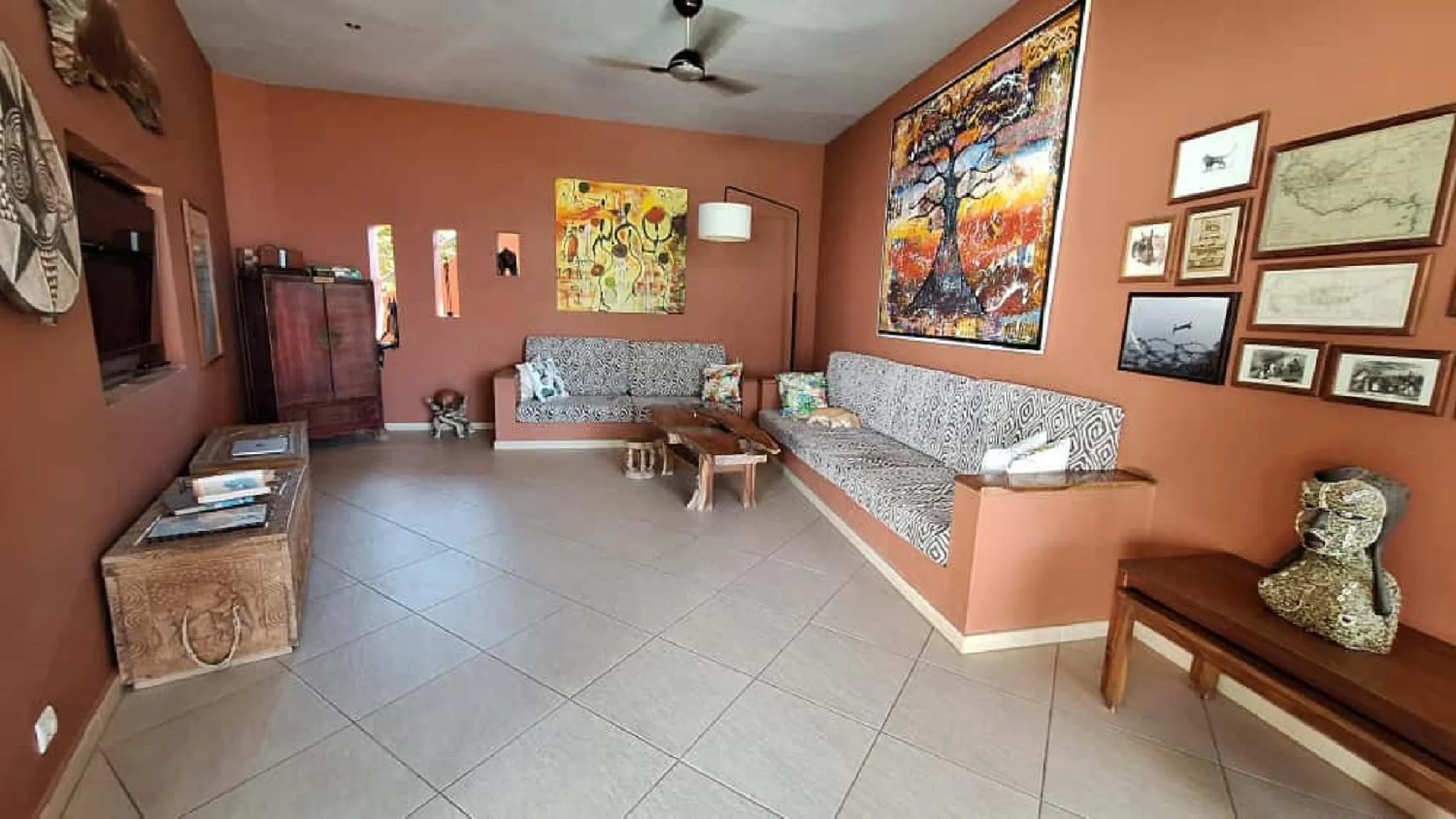 Lounge or bar in Leo's Beach Hotel - Adults Only