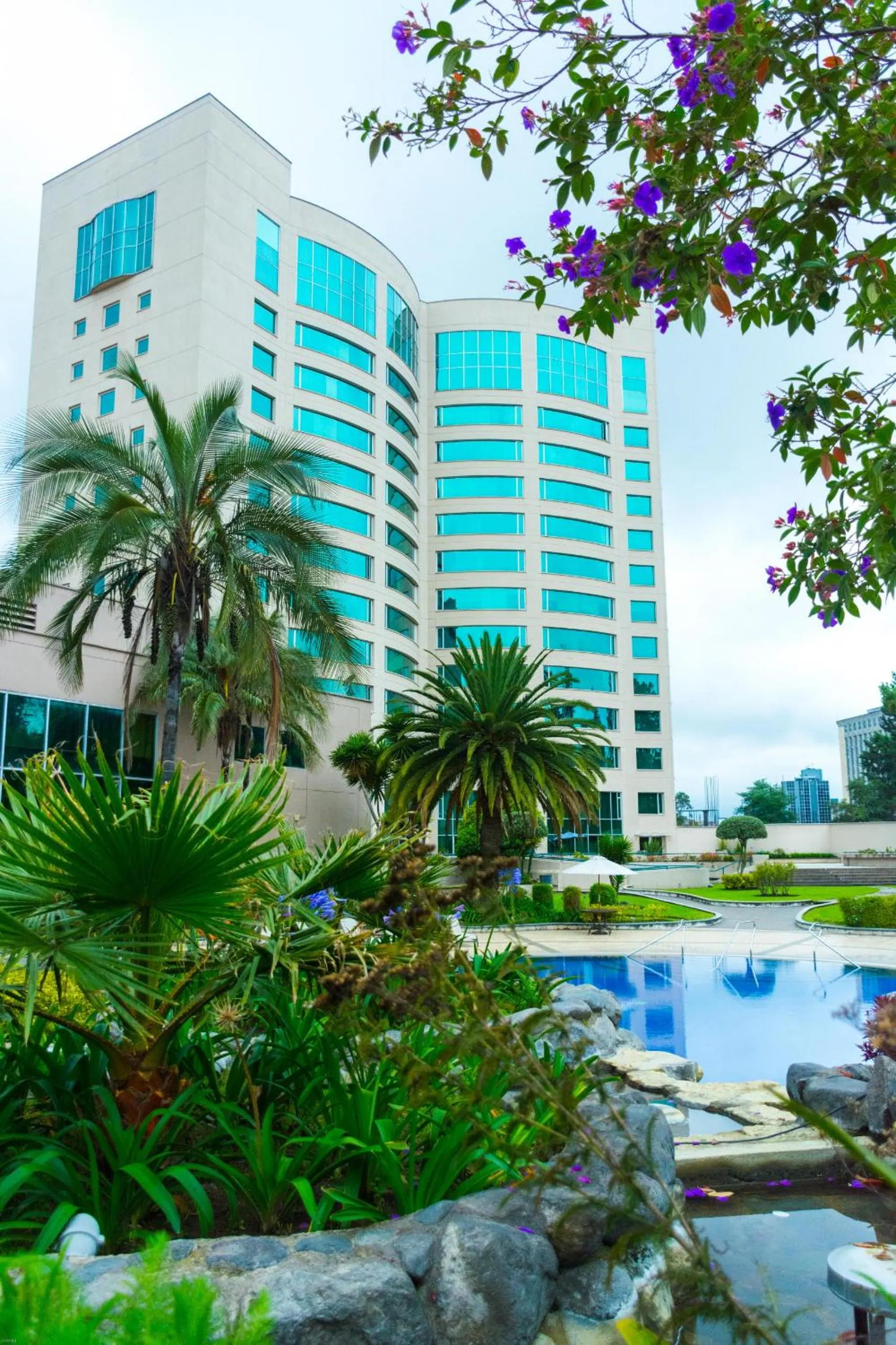 Swimming pool in Aparta Hotel Torres de Suites