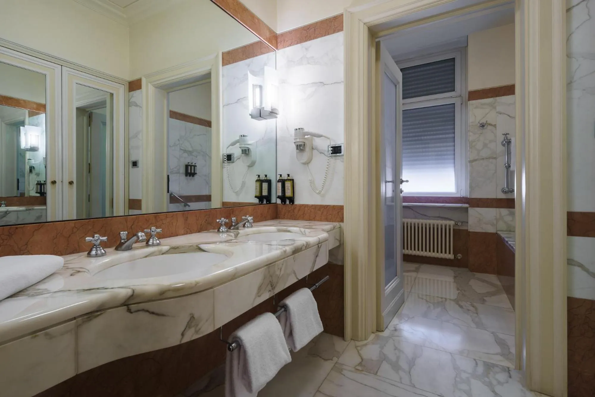 Bathroom in Eurostars Hotel Excelsior