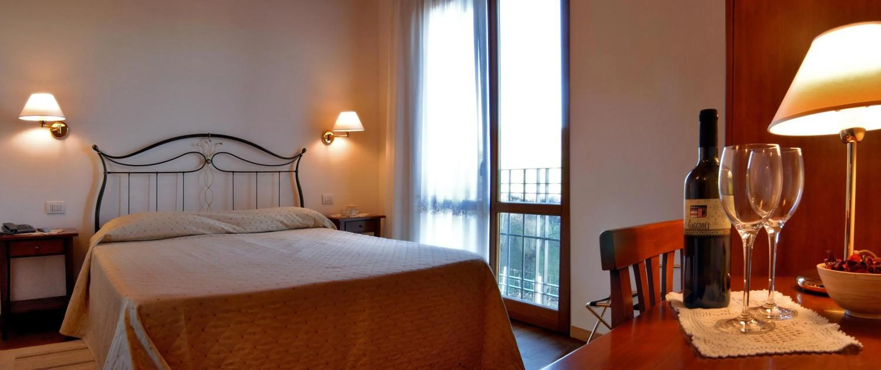 Photo of the whole room, Bed in Agriturismo Gaggioli Borgo Delle Vigne