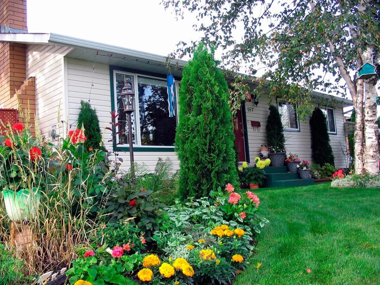 Property building in The Grateful Bed B'n'B