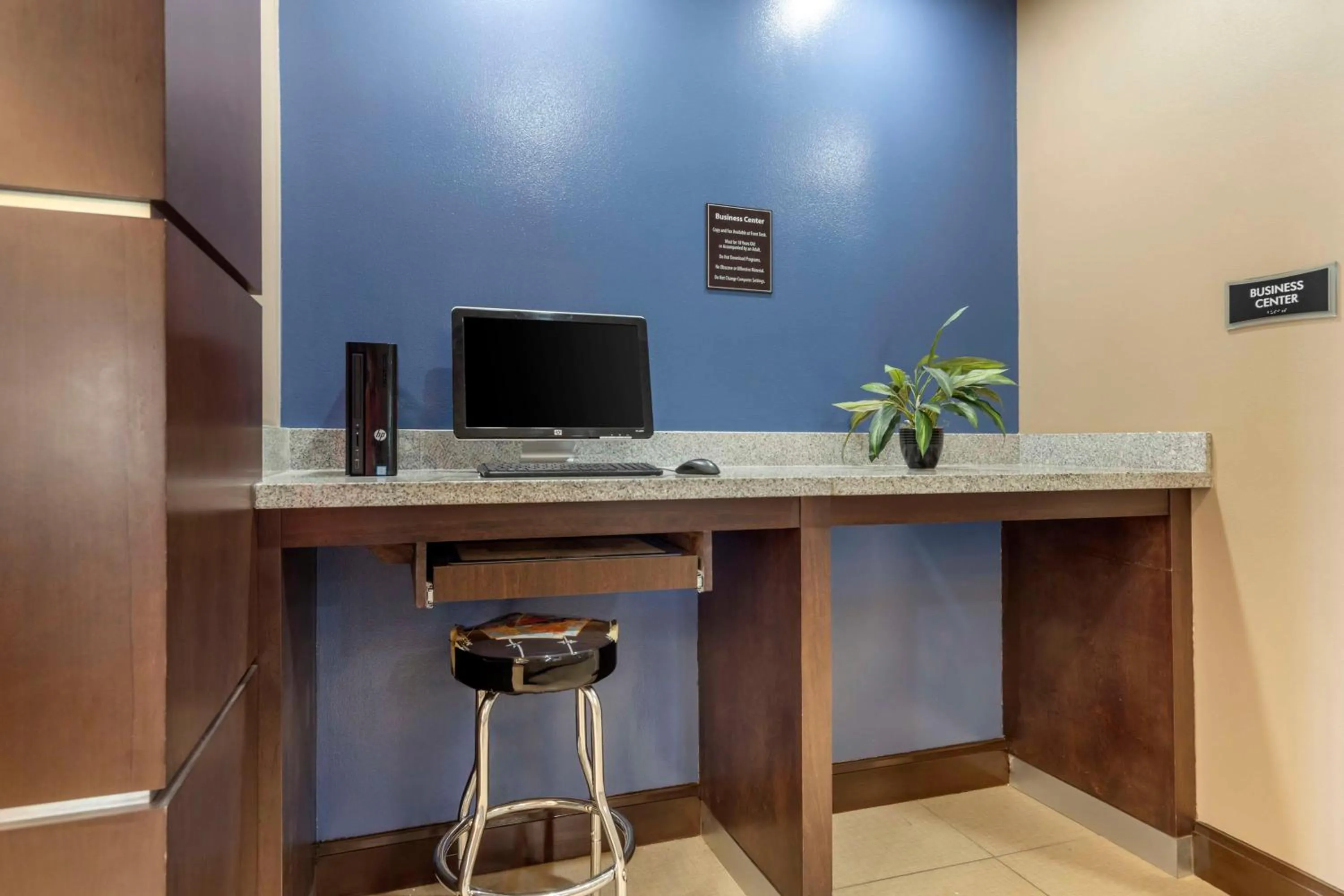 Business facilities in Best Western Plus Longhorn Inn & Suites