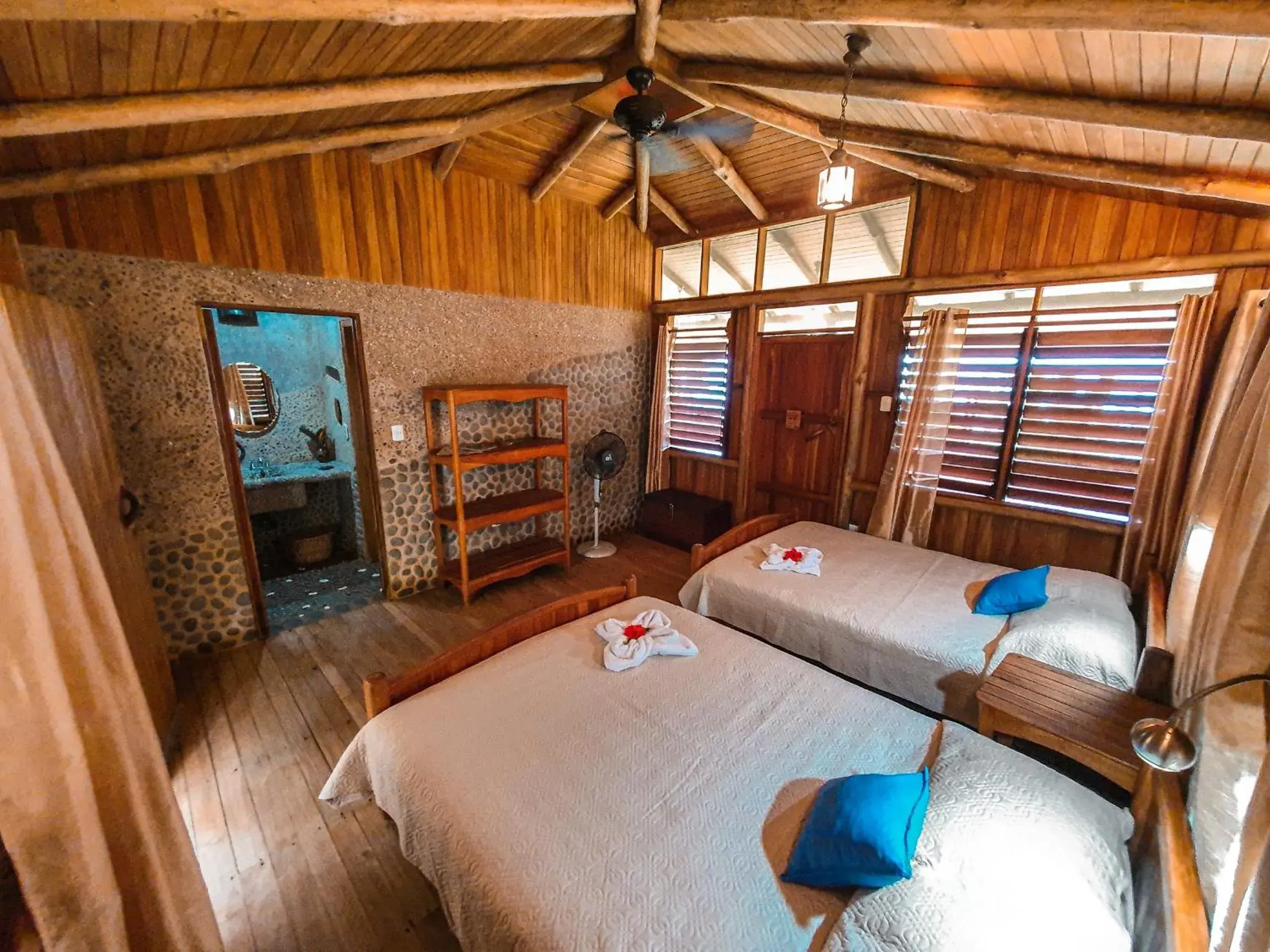 Quadruple Room with Sea View in La Cusinga Lodge Quadruple Room with Sea View in La Cusinga Lodge