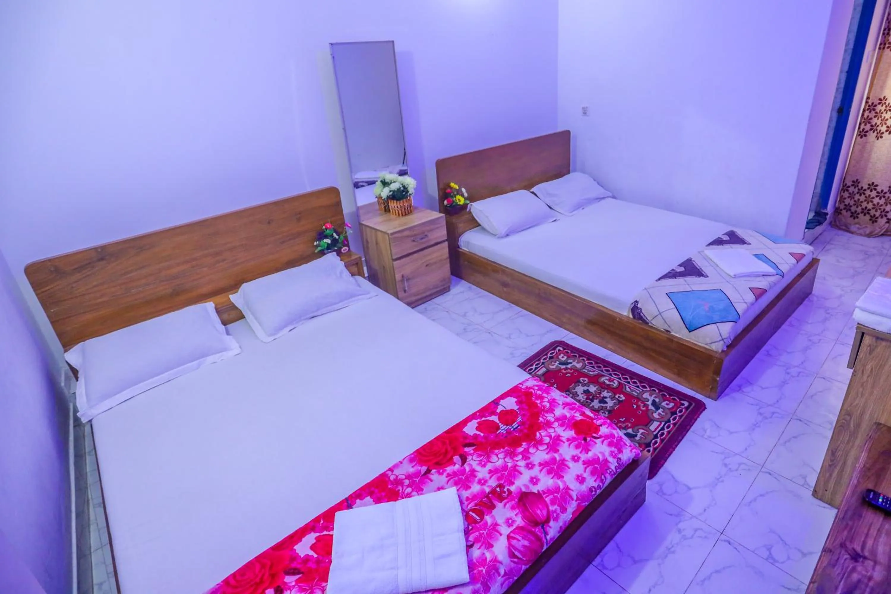 Photo of the whole room, Bed in Hotel City International Green Road