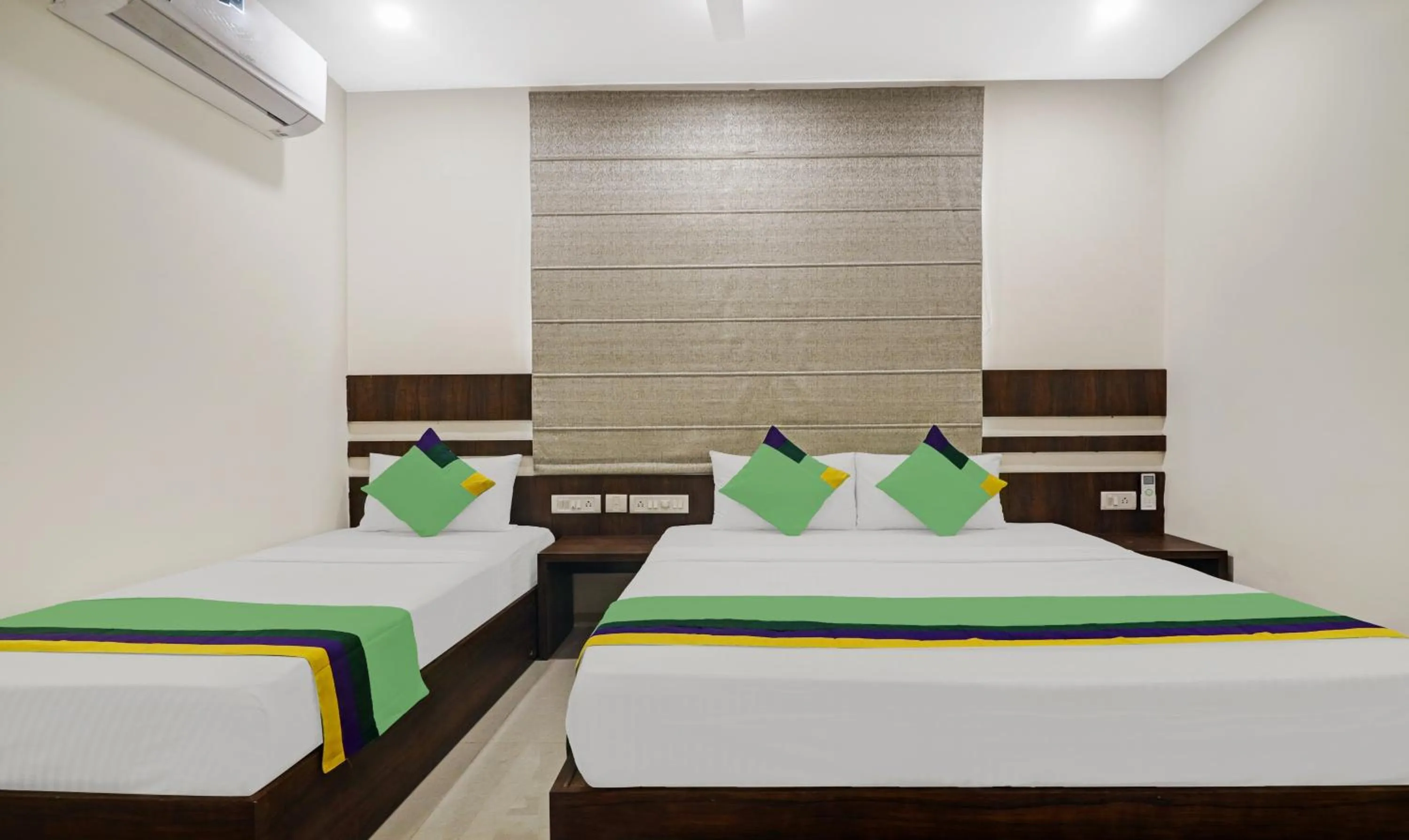 Bedroom, Bed in Treebo Arastu Grand