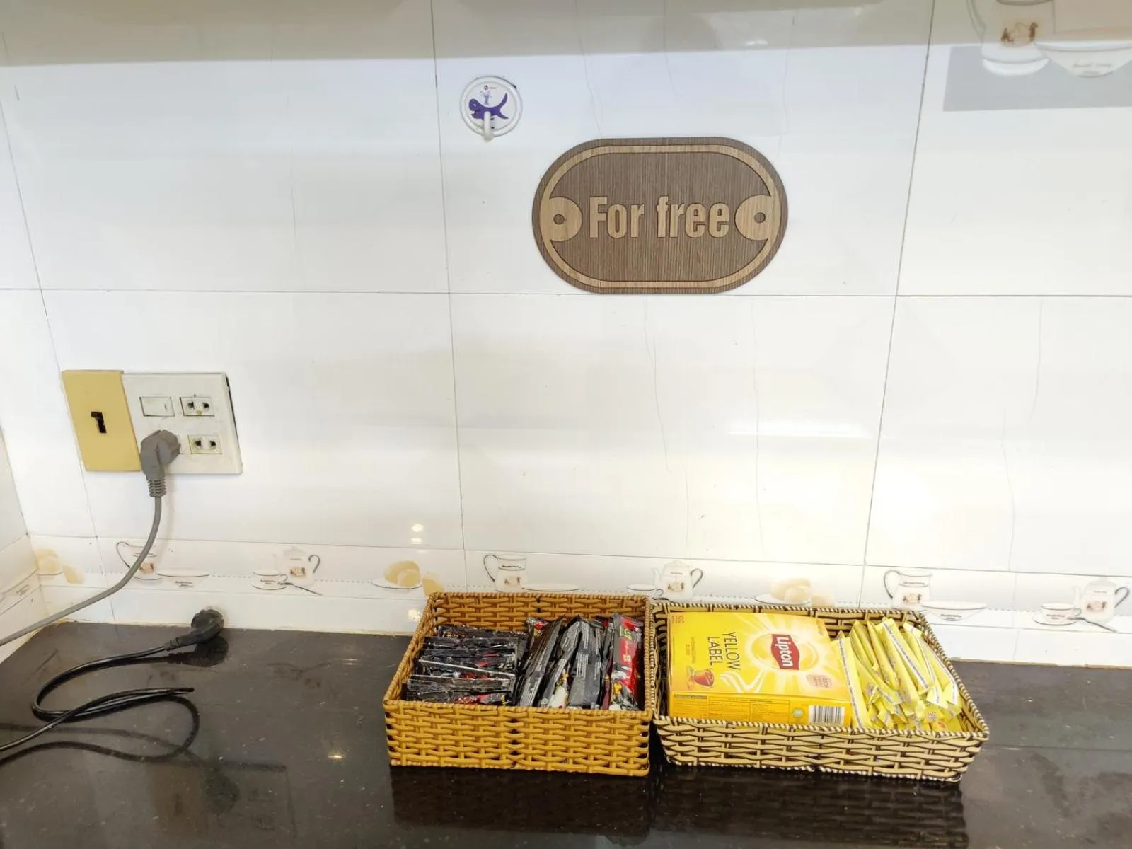 oven in Winter Spring Homestay Center