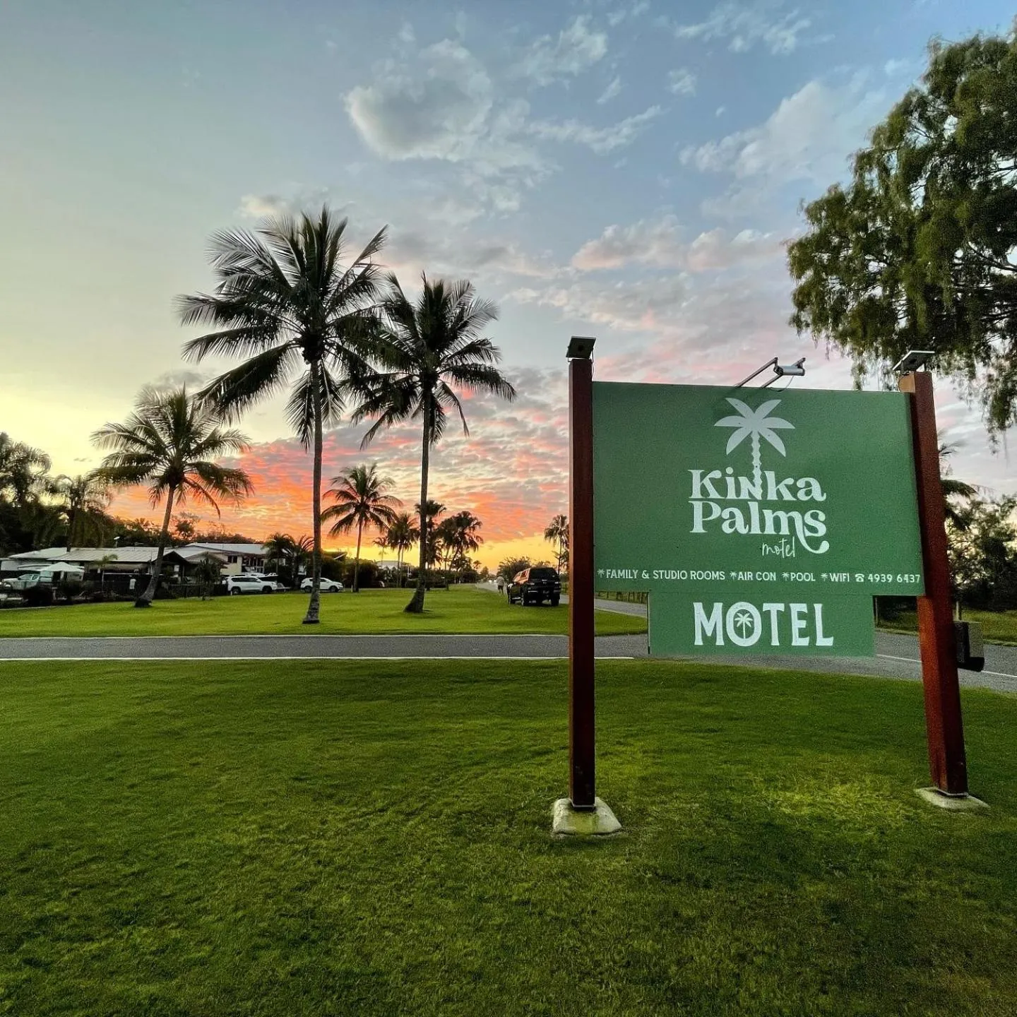 Property logo or sign in Kinka Palms Motel