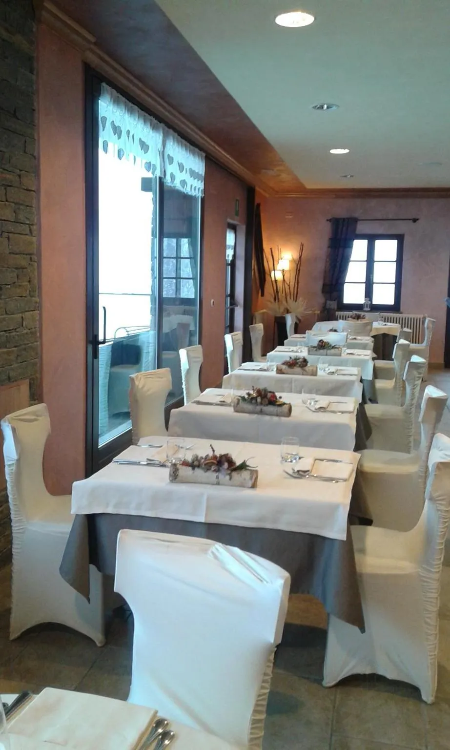 Restaurant/places to eat in Maison Cly