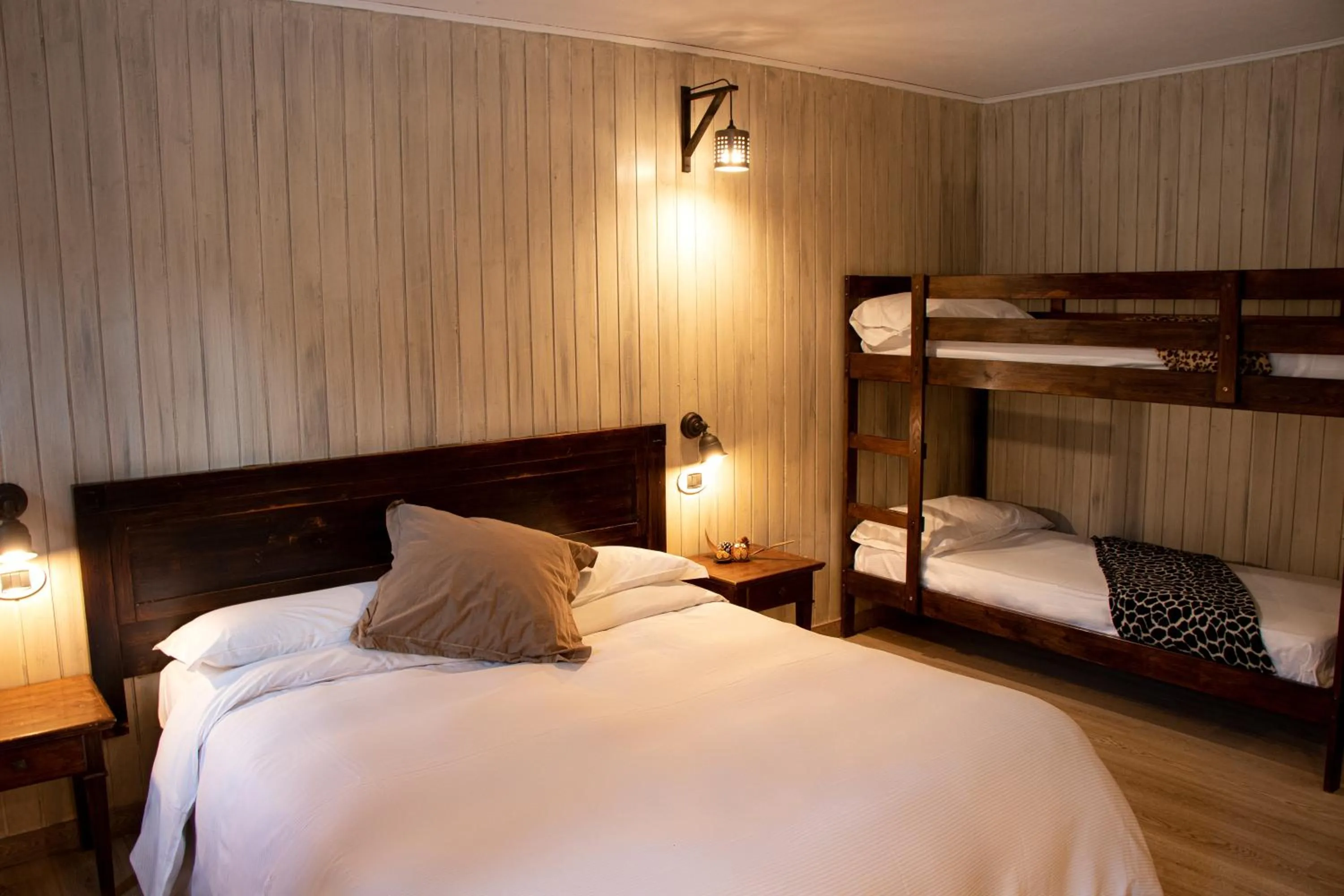 bunk bed, Bed in Maison Cly