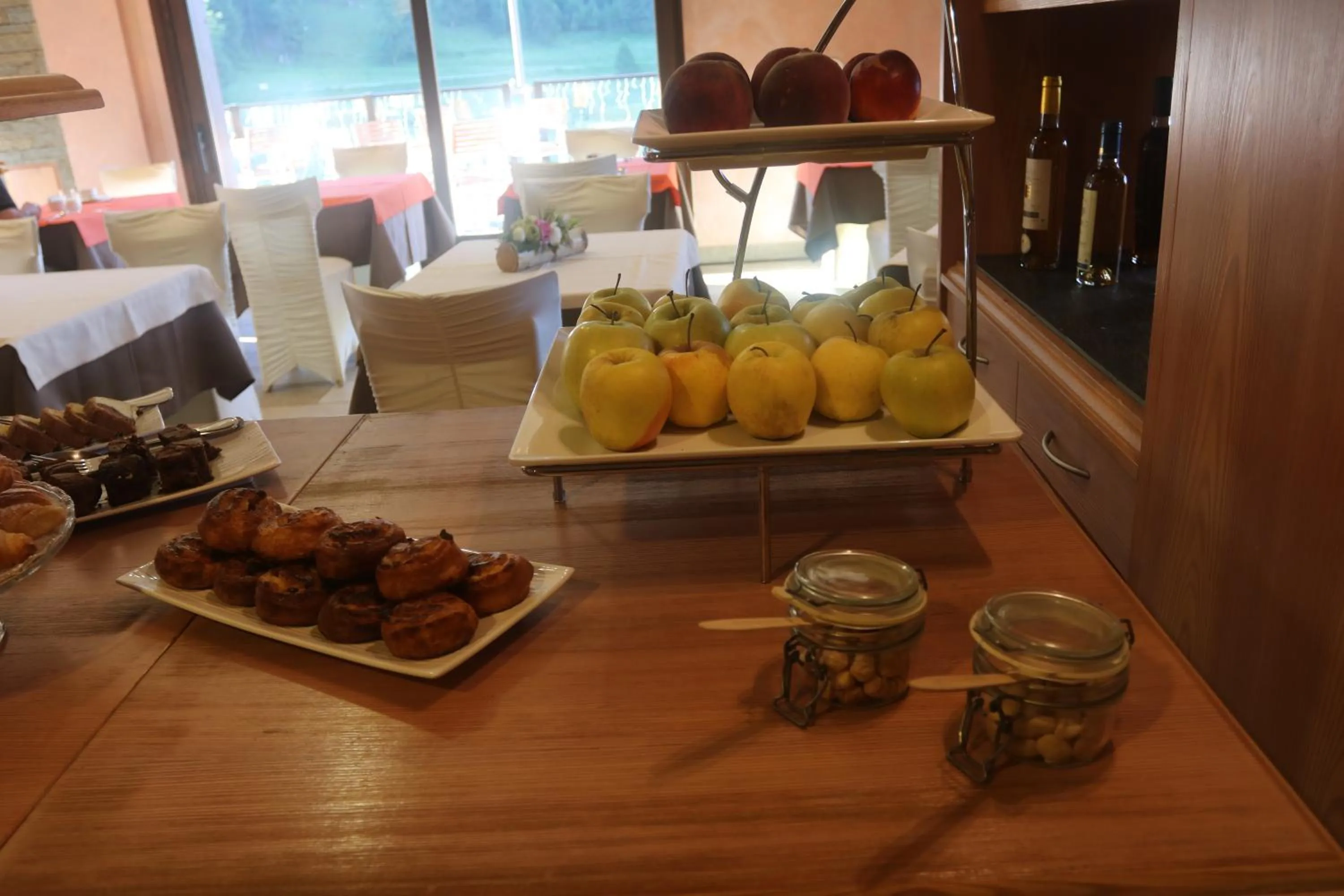 Breakfast in Maison Cly