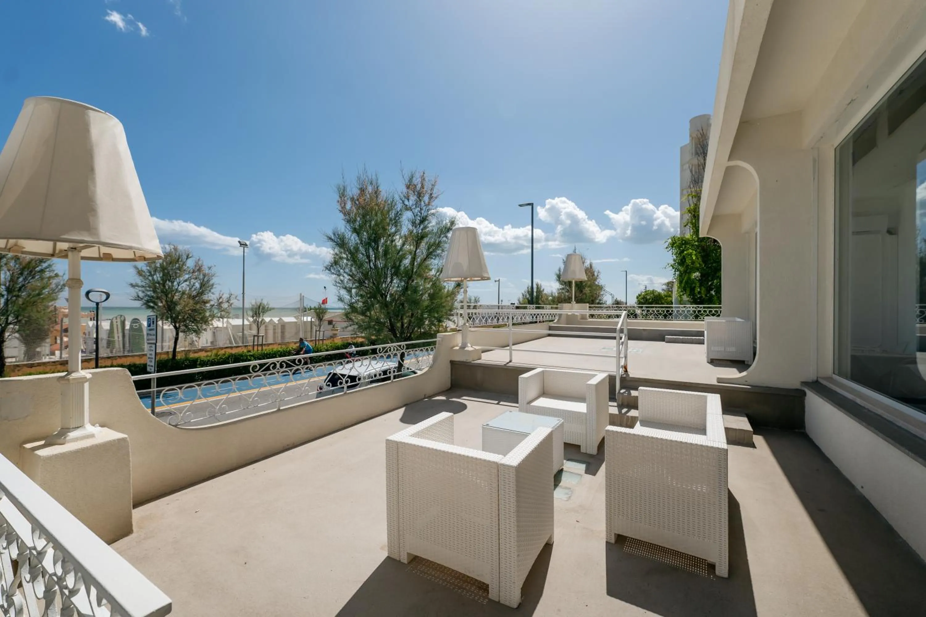 sunbed in Hotel Continental