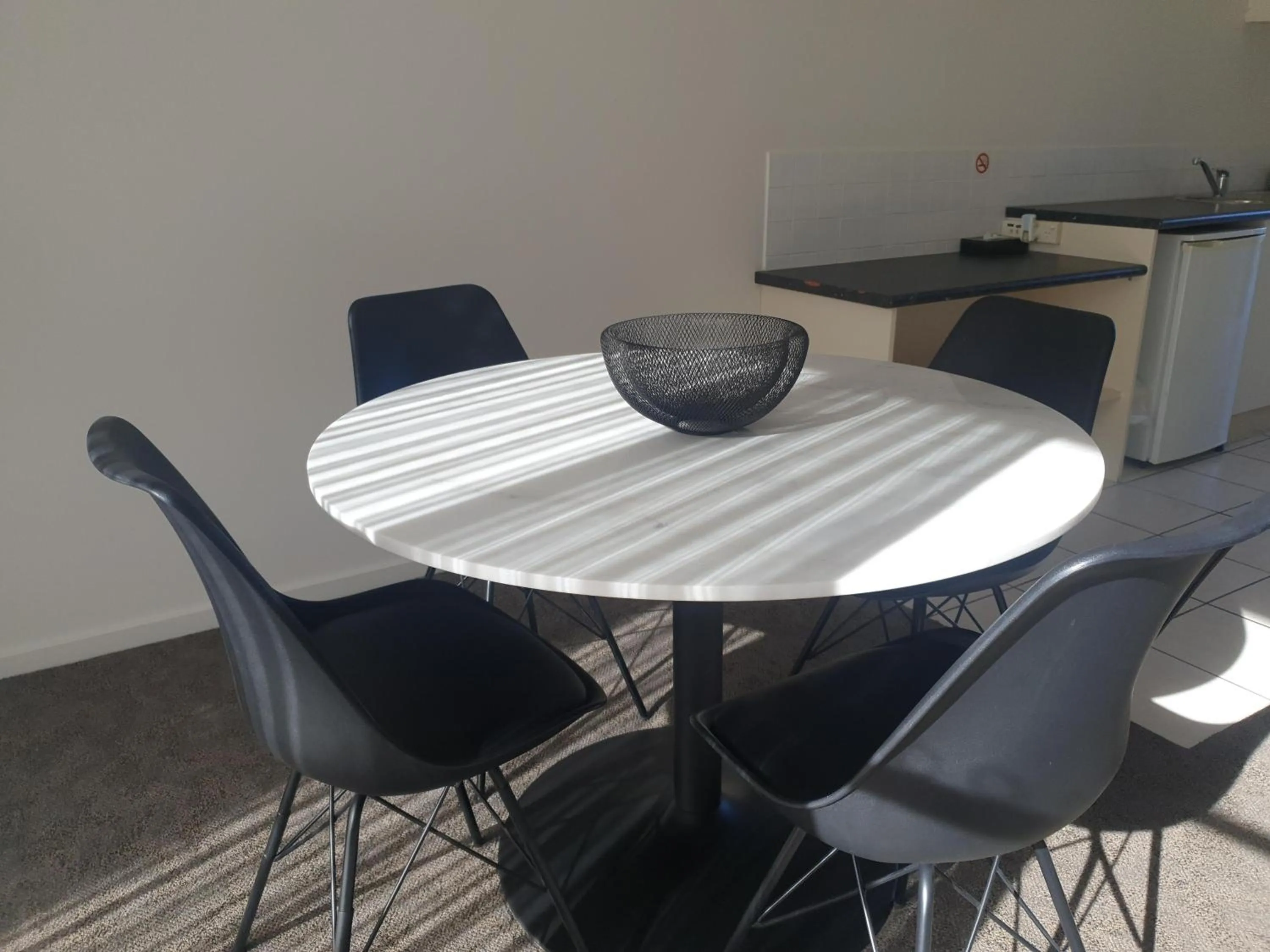 Dining area in Metung Waters Motel and Apartments