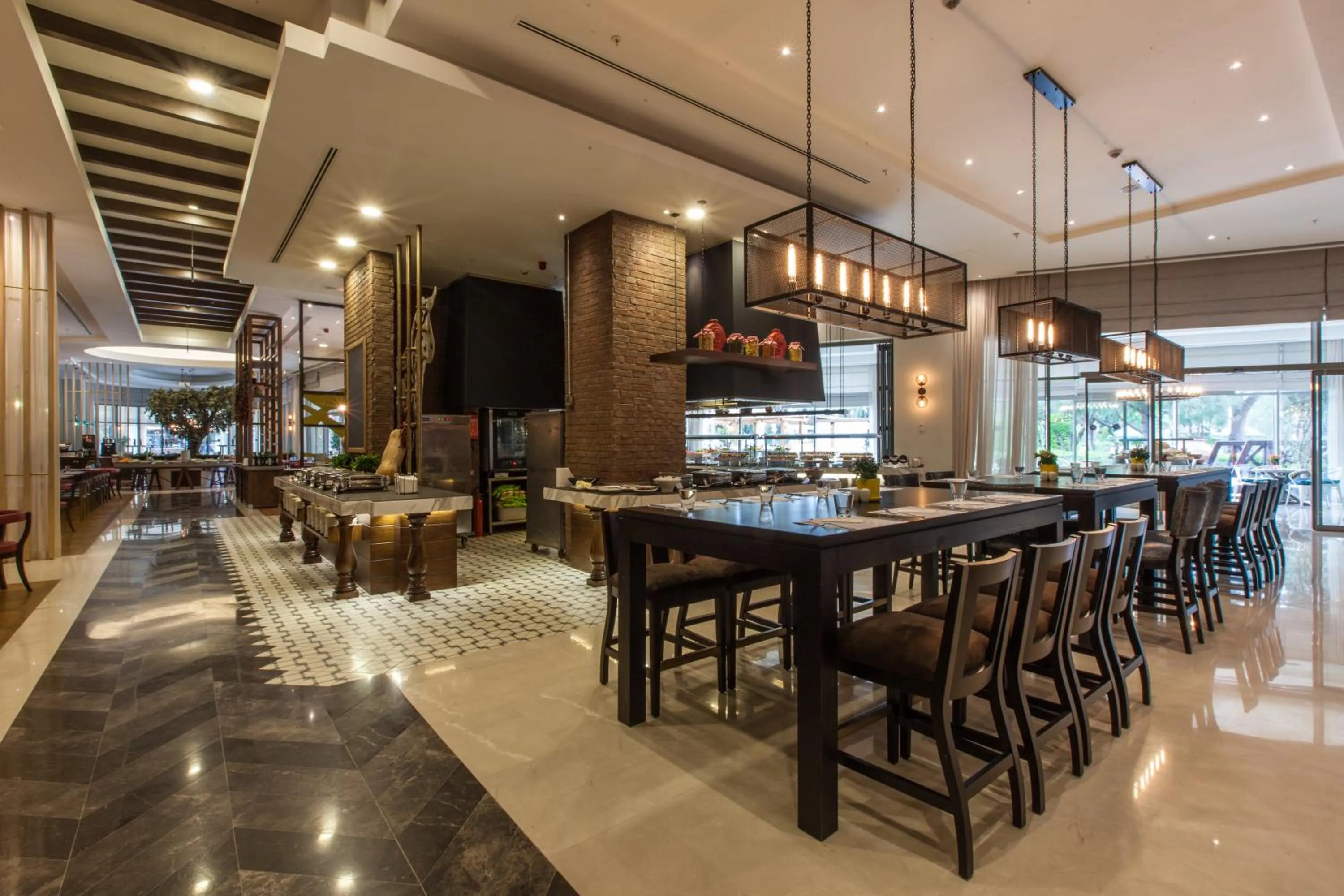 Restaurant/places to eat in IC Hotels Green Palace - Kids Concept