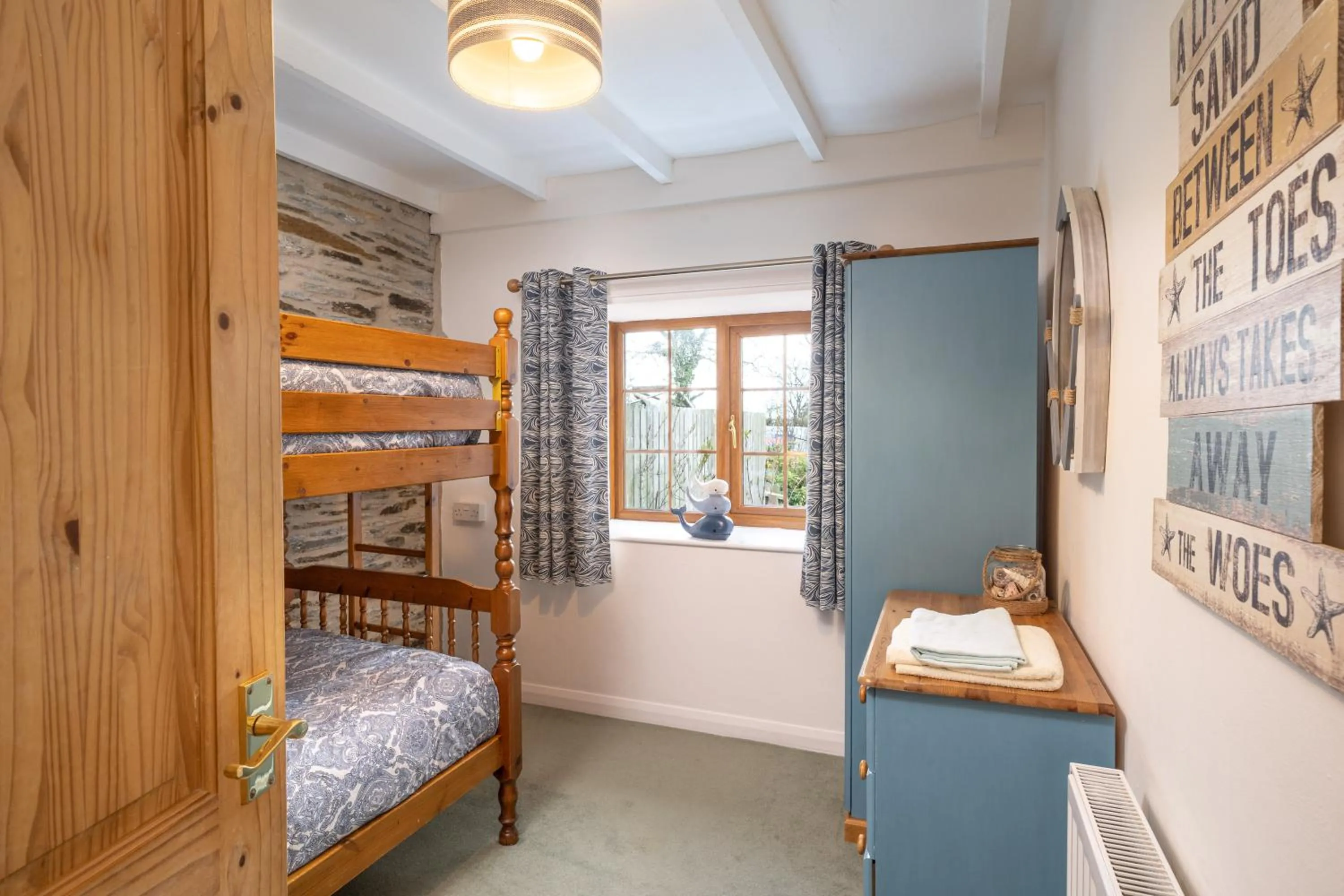 Bedroom, Bed in Croft Farm & Celtic Cottages