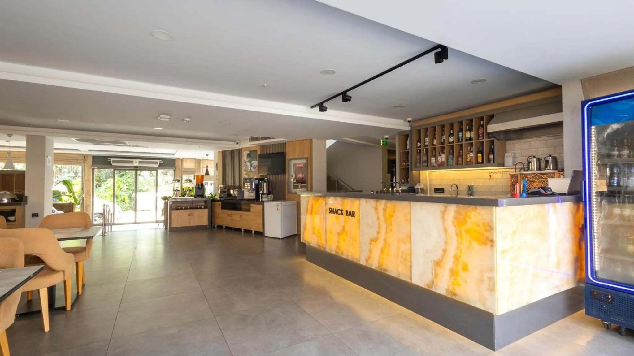 Lounge or bar in Peramis Hotel & Spa