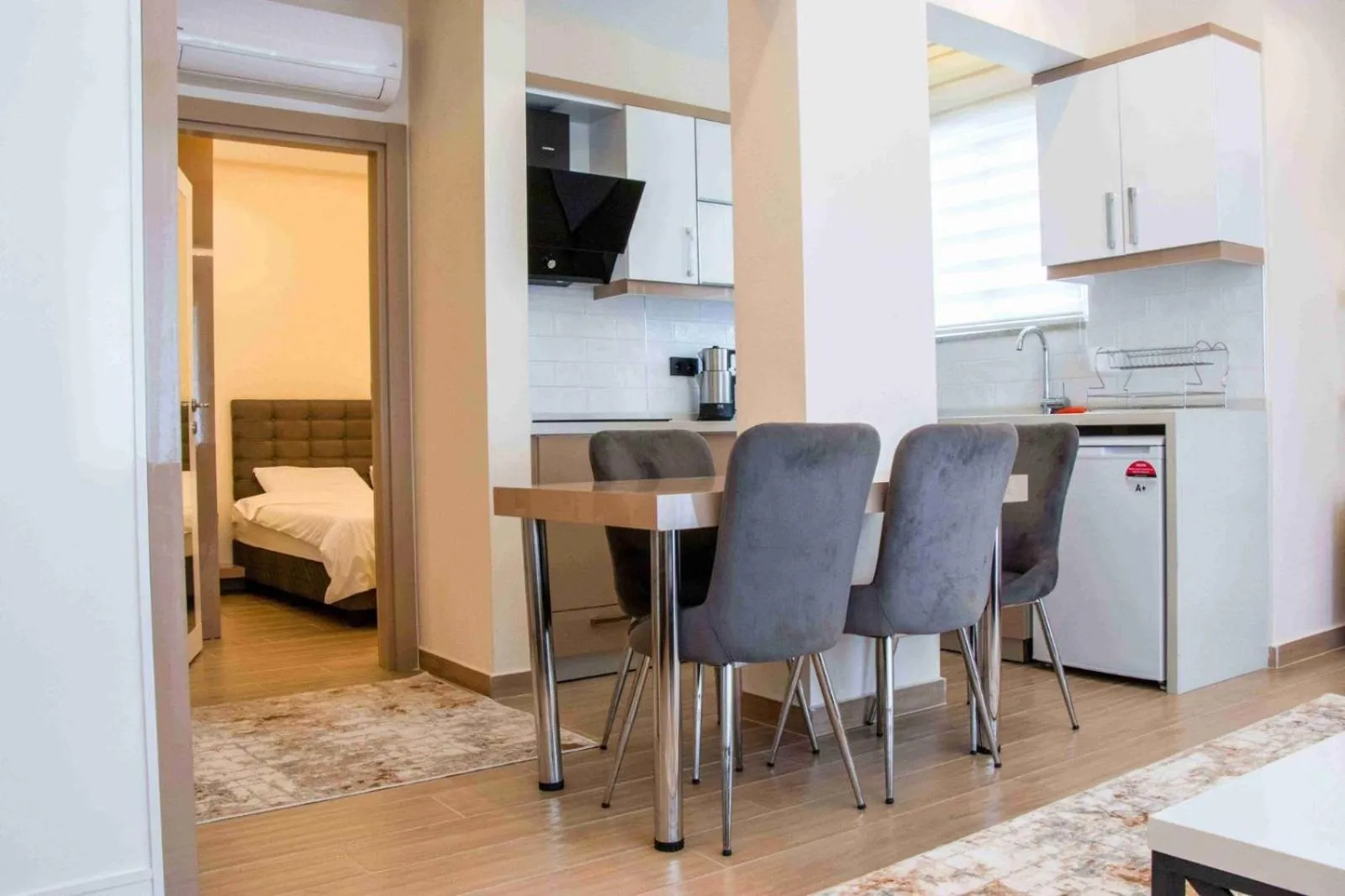 Living room, Bed in Peramis Hotel & Spa