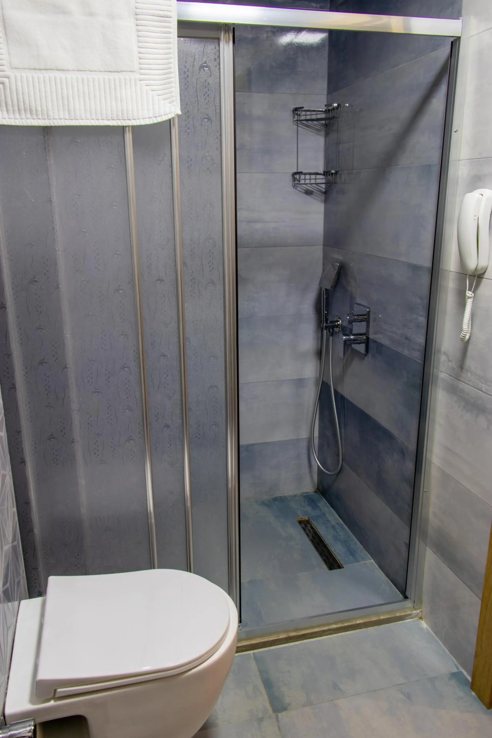 Shower in Peramis Hotel & Spa