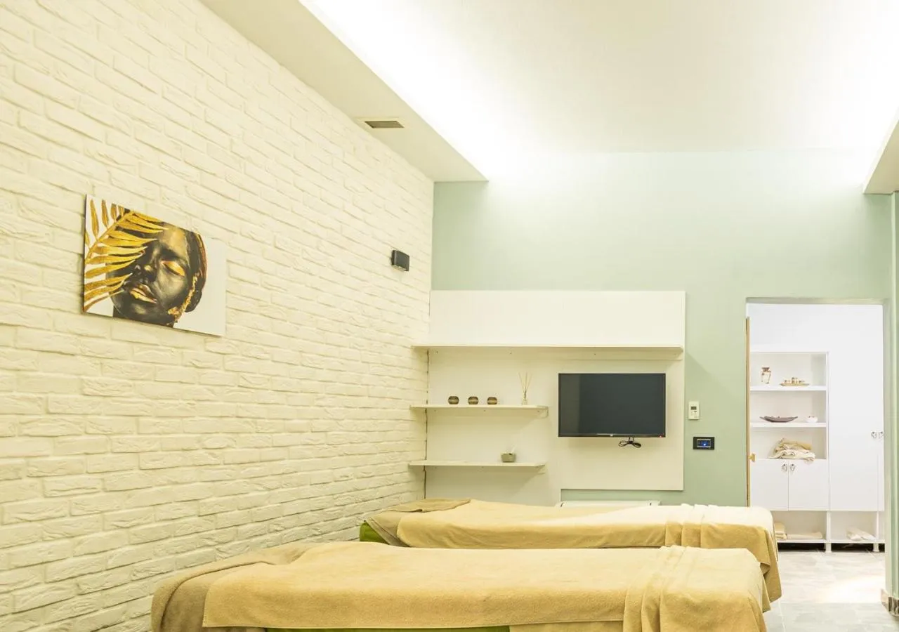 Massage in Peramis Hotel & Spa