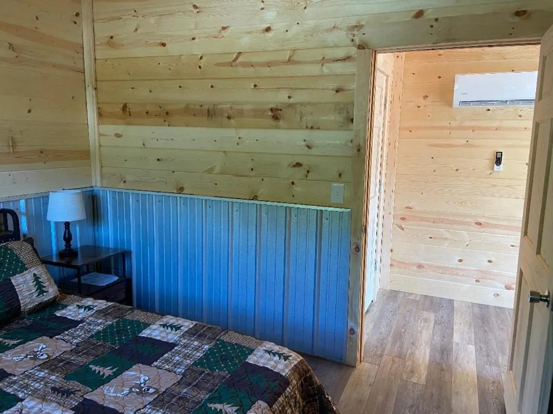 Bed in Brushcreek Falls RV Resort