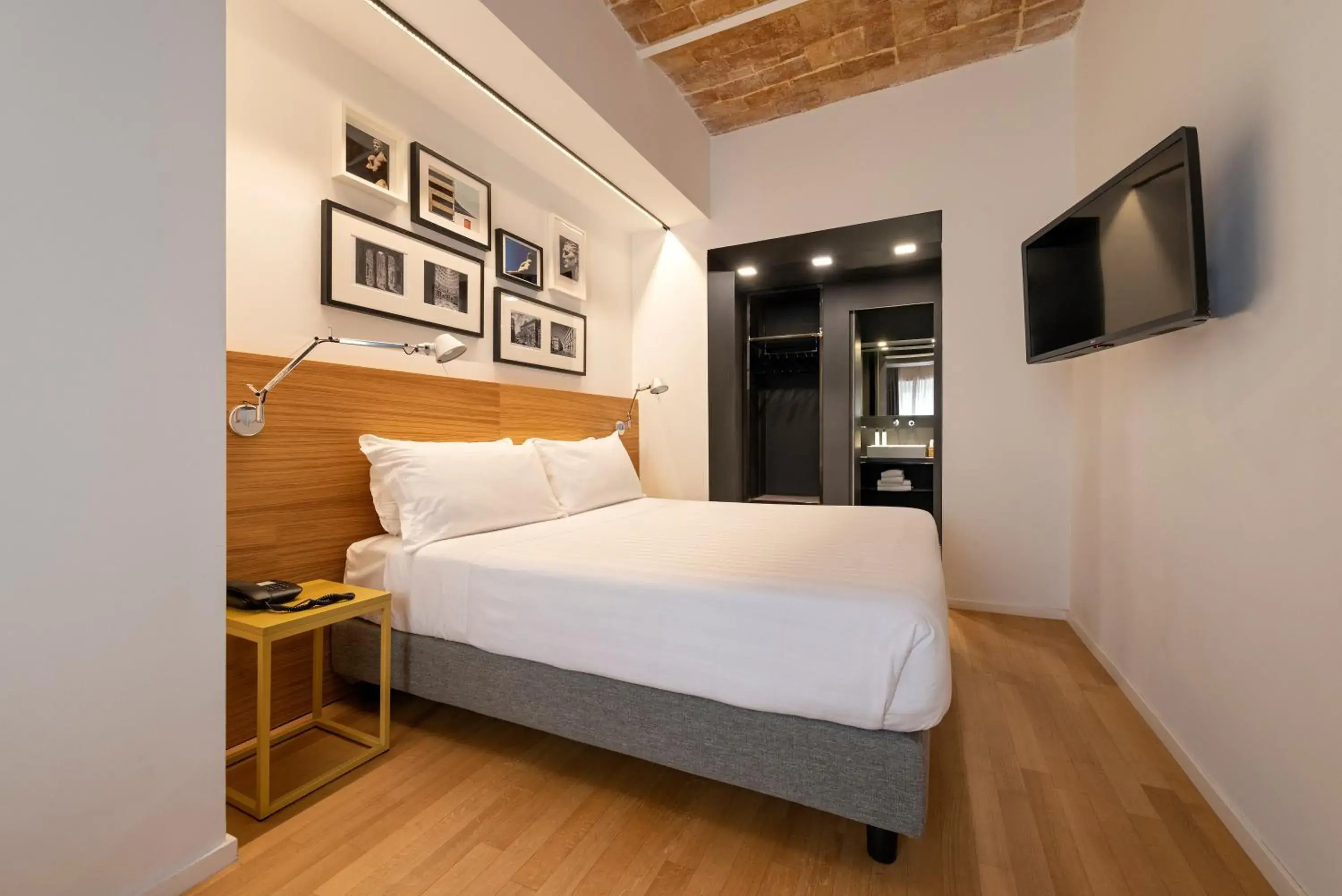 Superior Double Room in Coronari Palace Superior Double Room in Coronari Palace