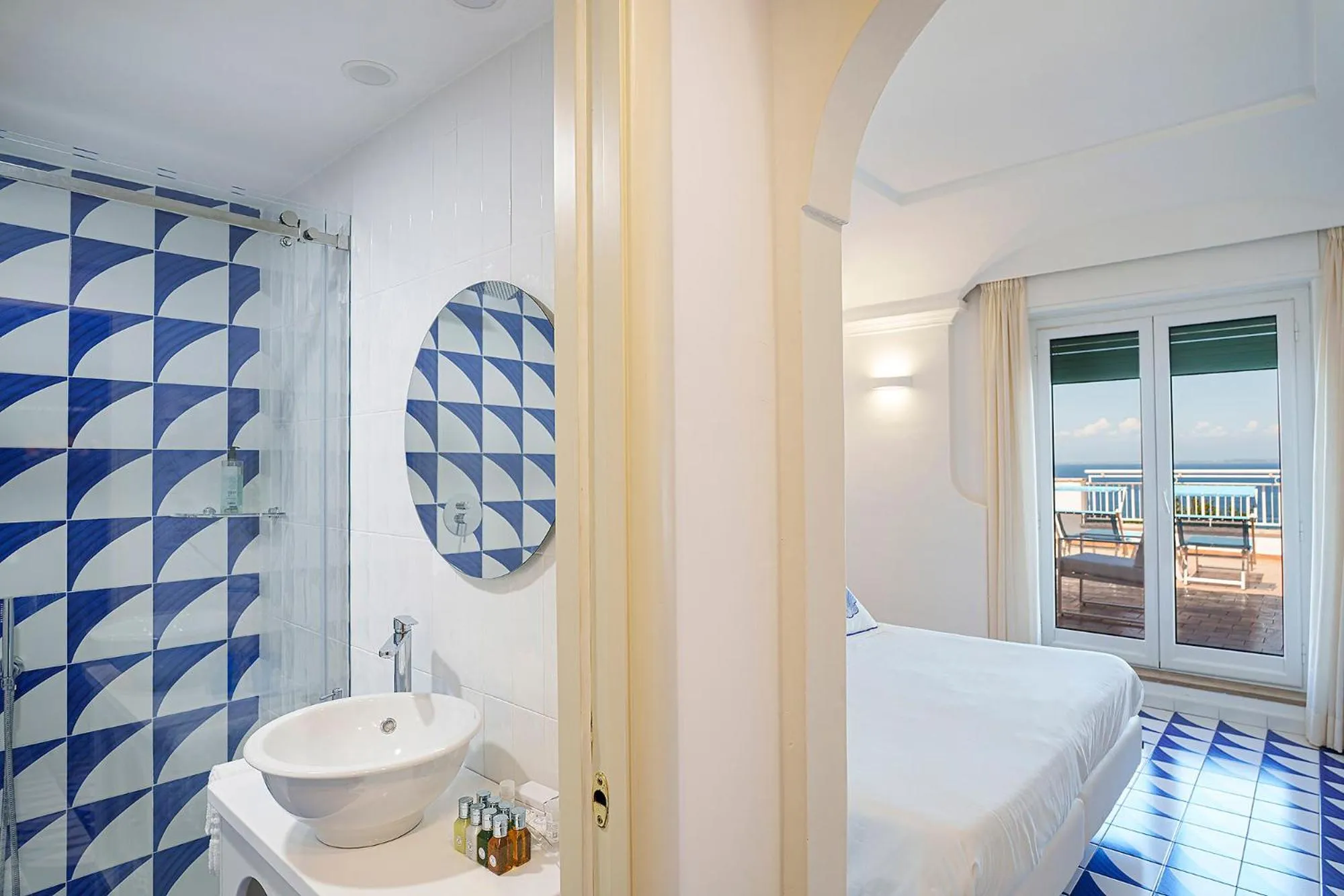Bathroom in Hotel Continental Mare