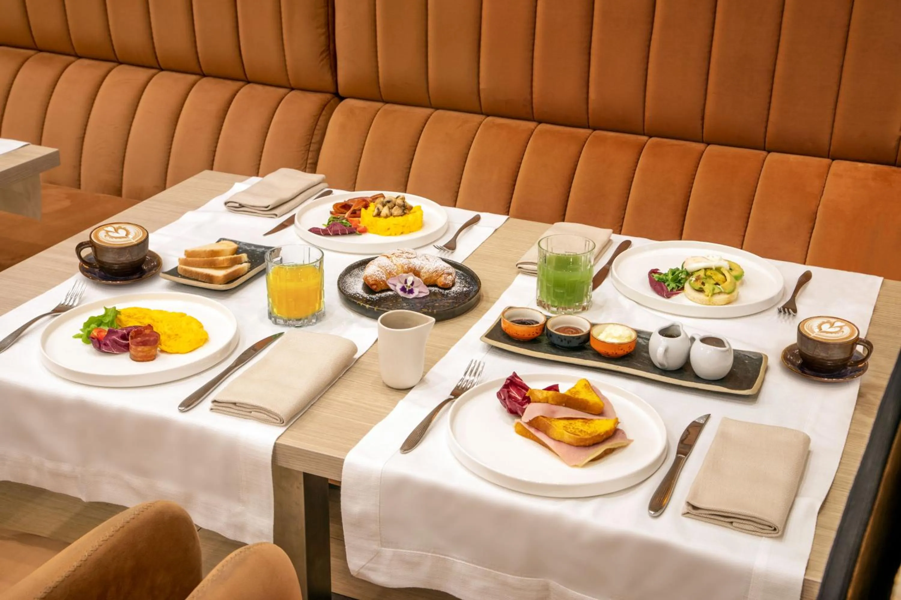 Breakfast in Condotti Palace