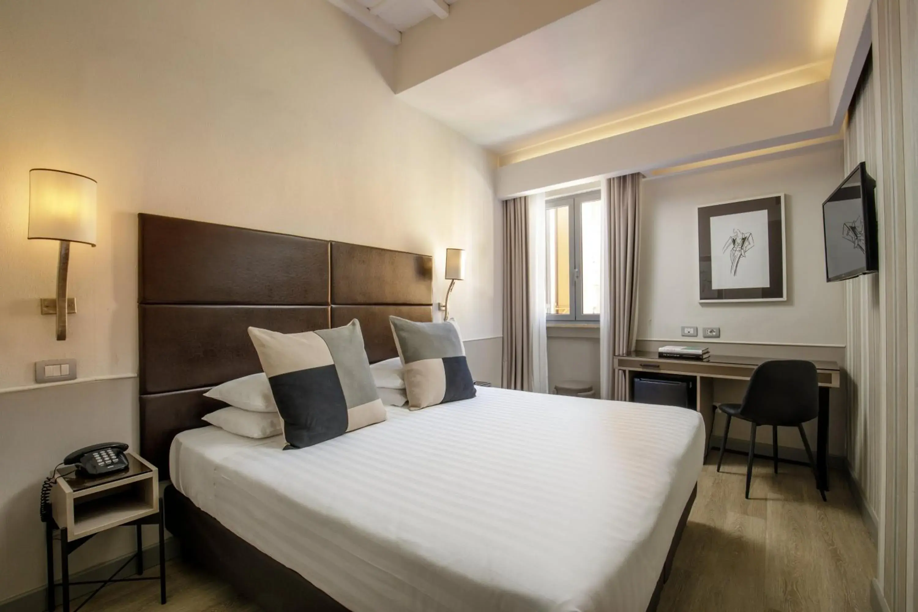 Standard Double or Twin Room in Condotti Palace Standard Double or Twin Room in Condotti Palace