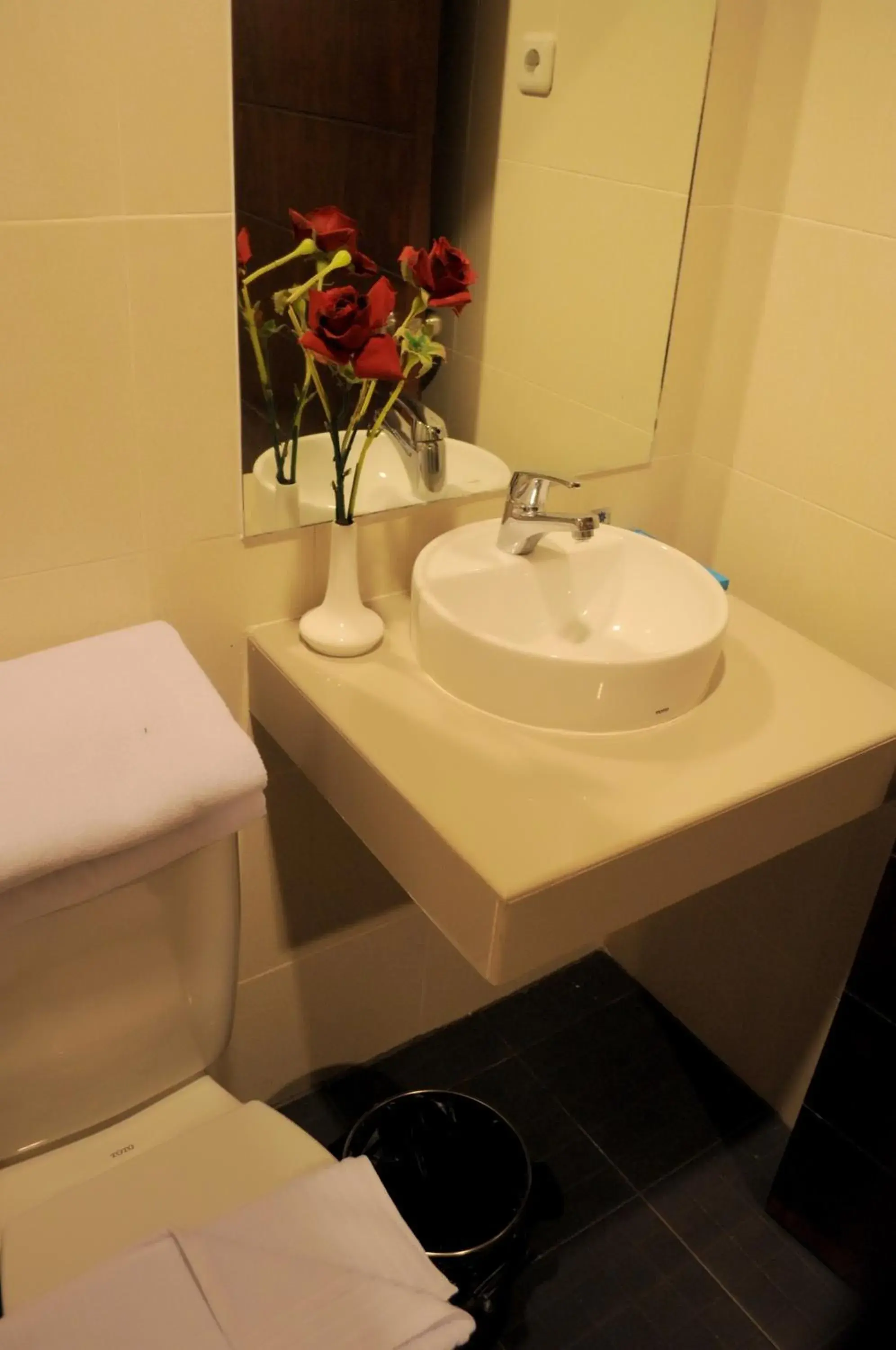 Bathroom in Amazing Beach Resort Palu Bathroom in Amazing Beach Resort Palu