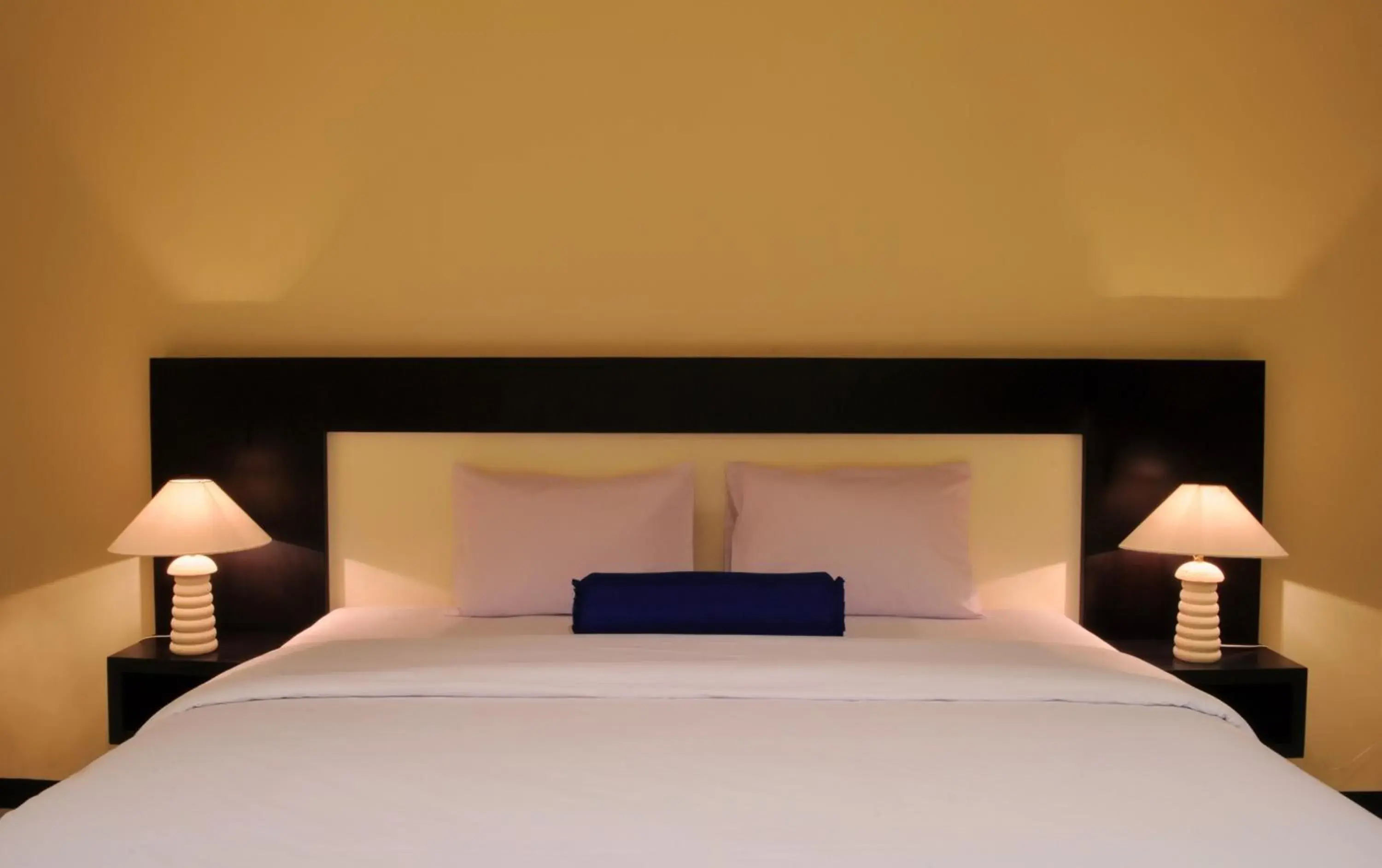 Bed in Amazing Beach Resort Palu Bed in Amazing Beach Resort Palu