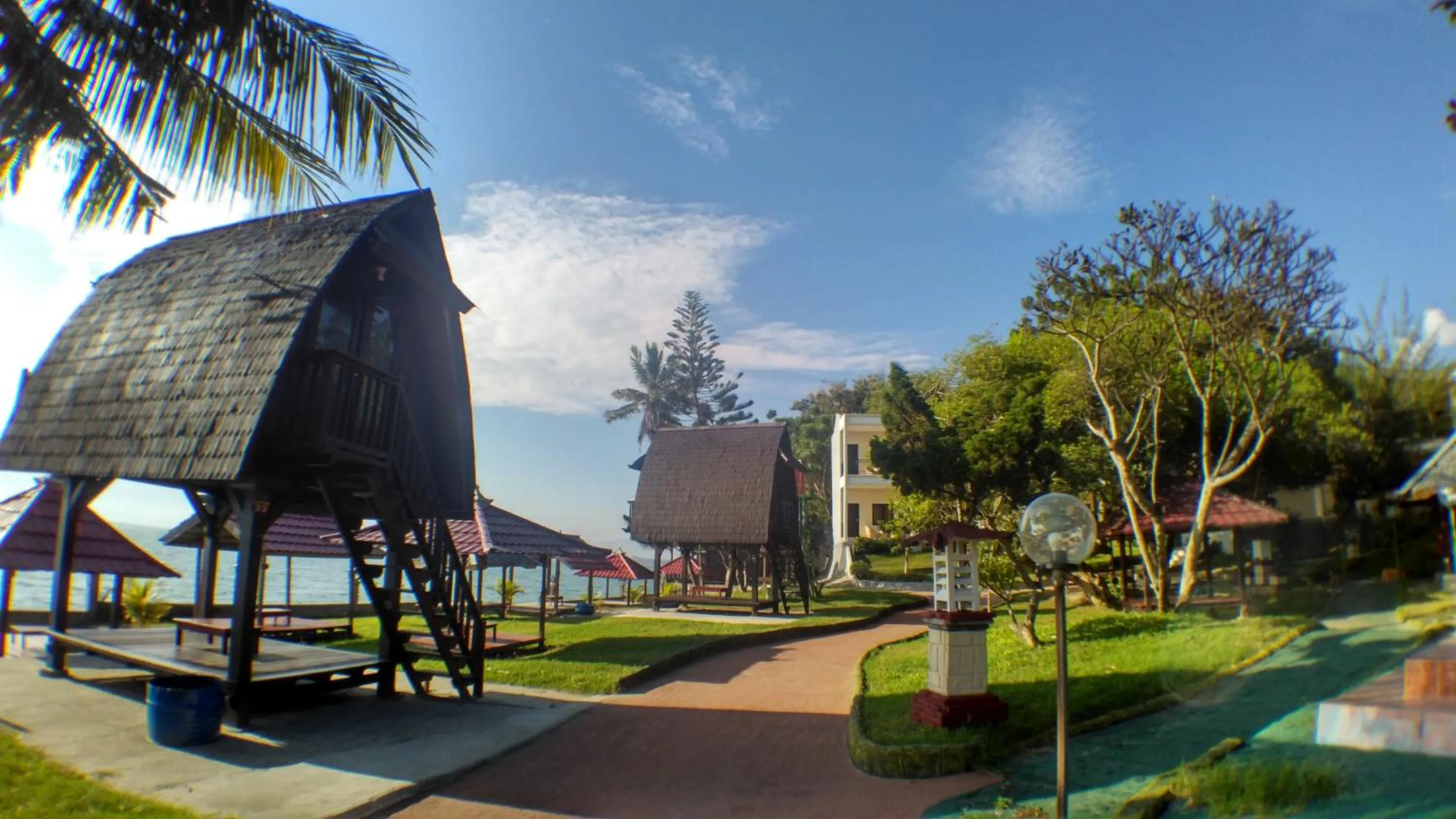 Garden in Amazing Beach Resort Palu
