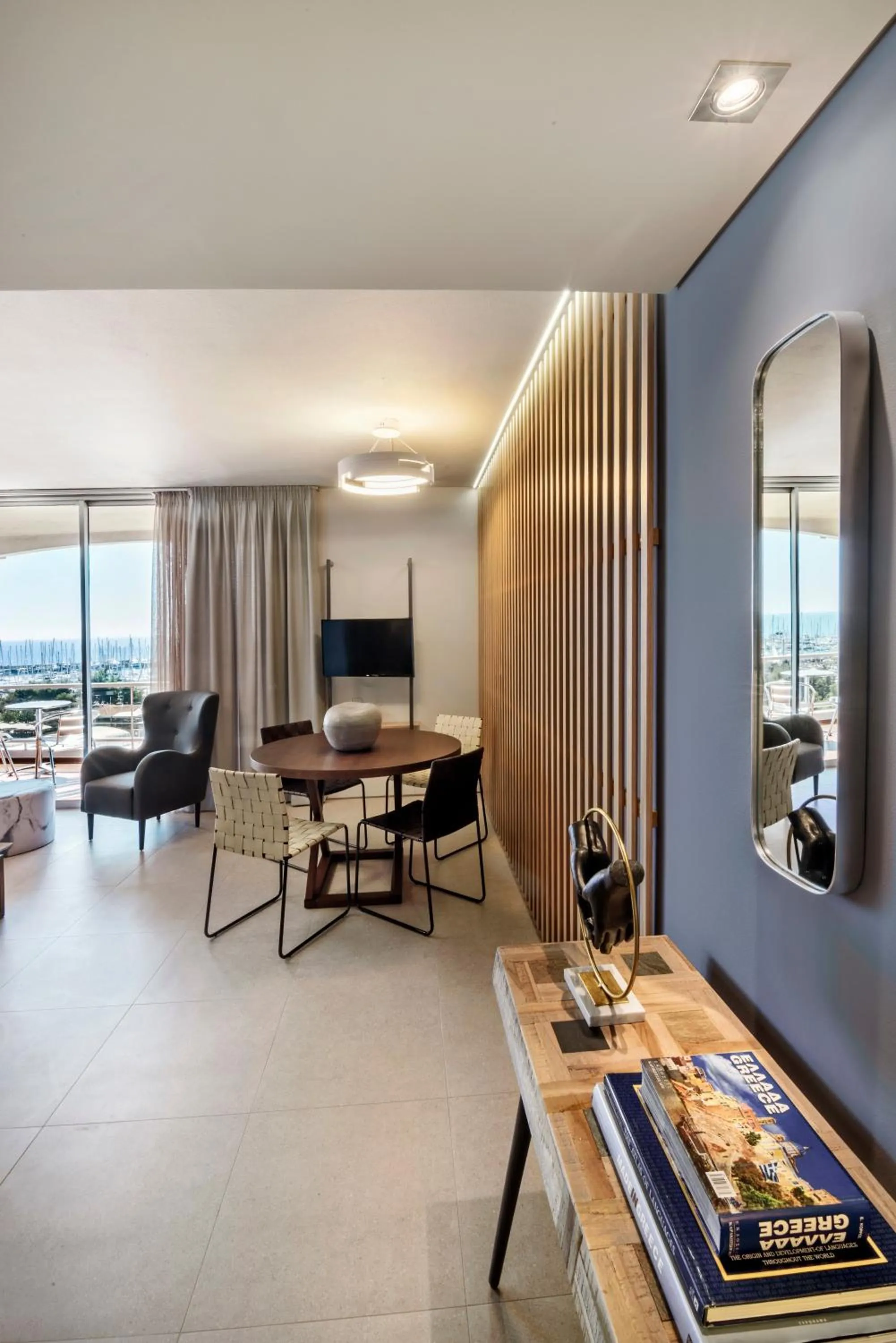 Living room in Marina Alimos Hotel Apartments