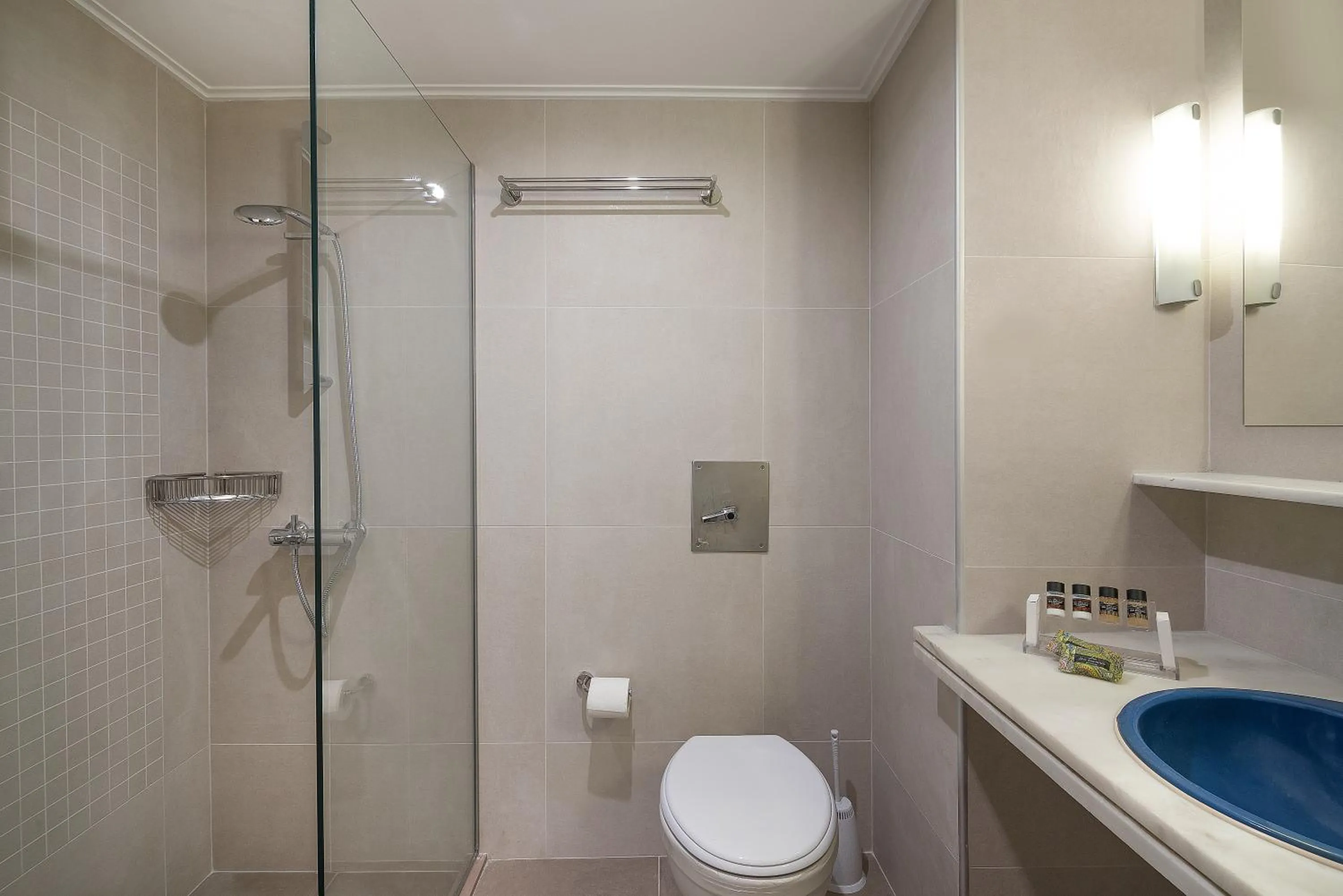 Shower in Marina Alimos Hotel Apartments