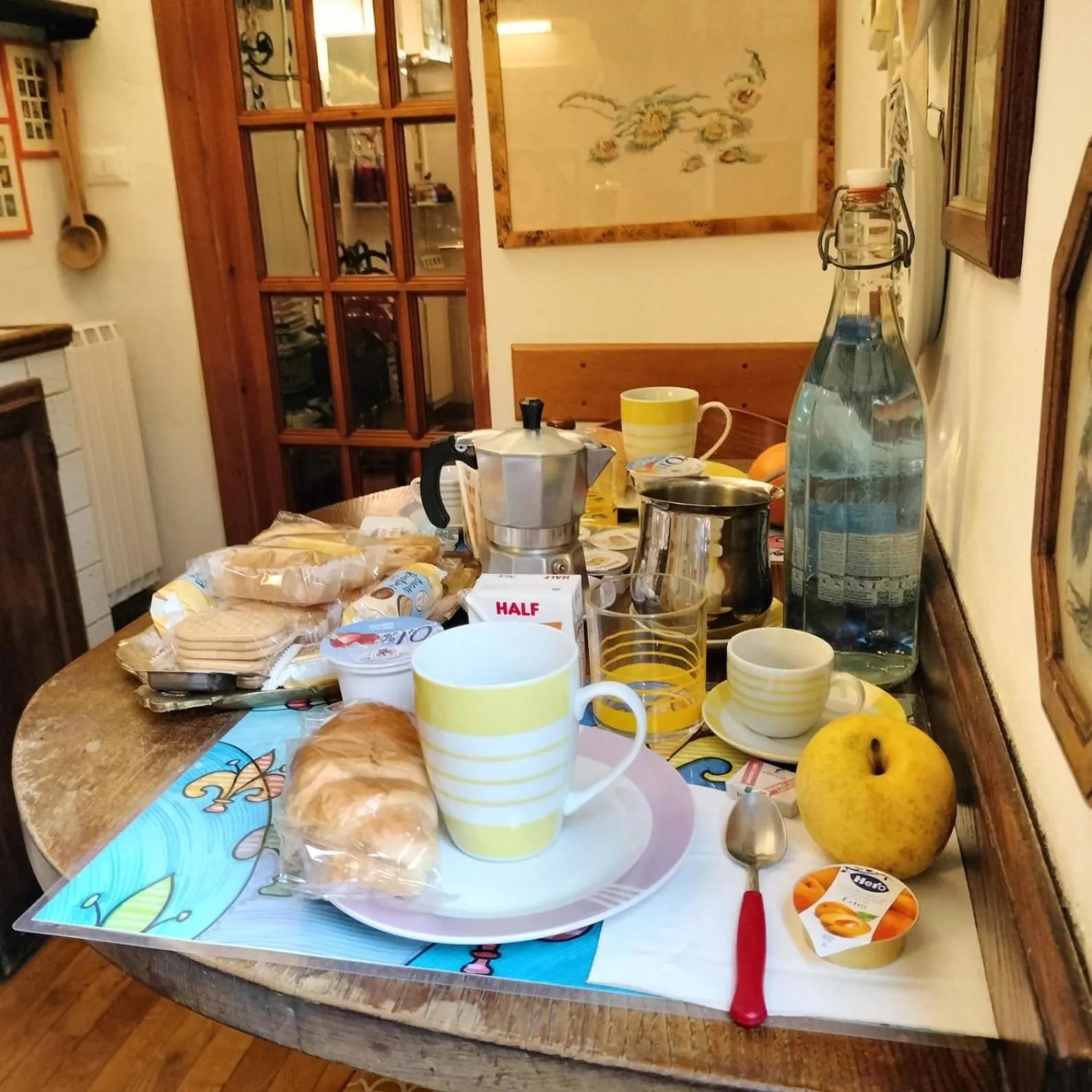 Breakfast in BB Tre Gigli Firenze stazione, via Palazzuolo 55