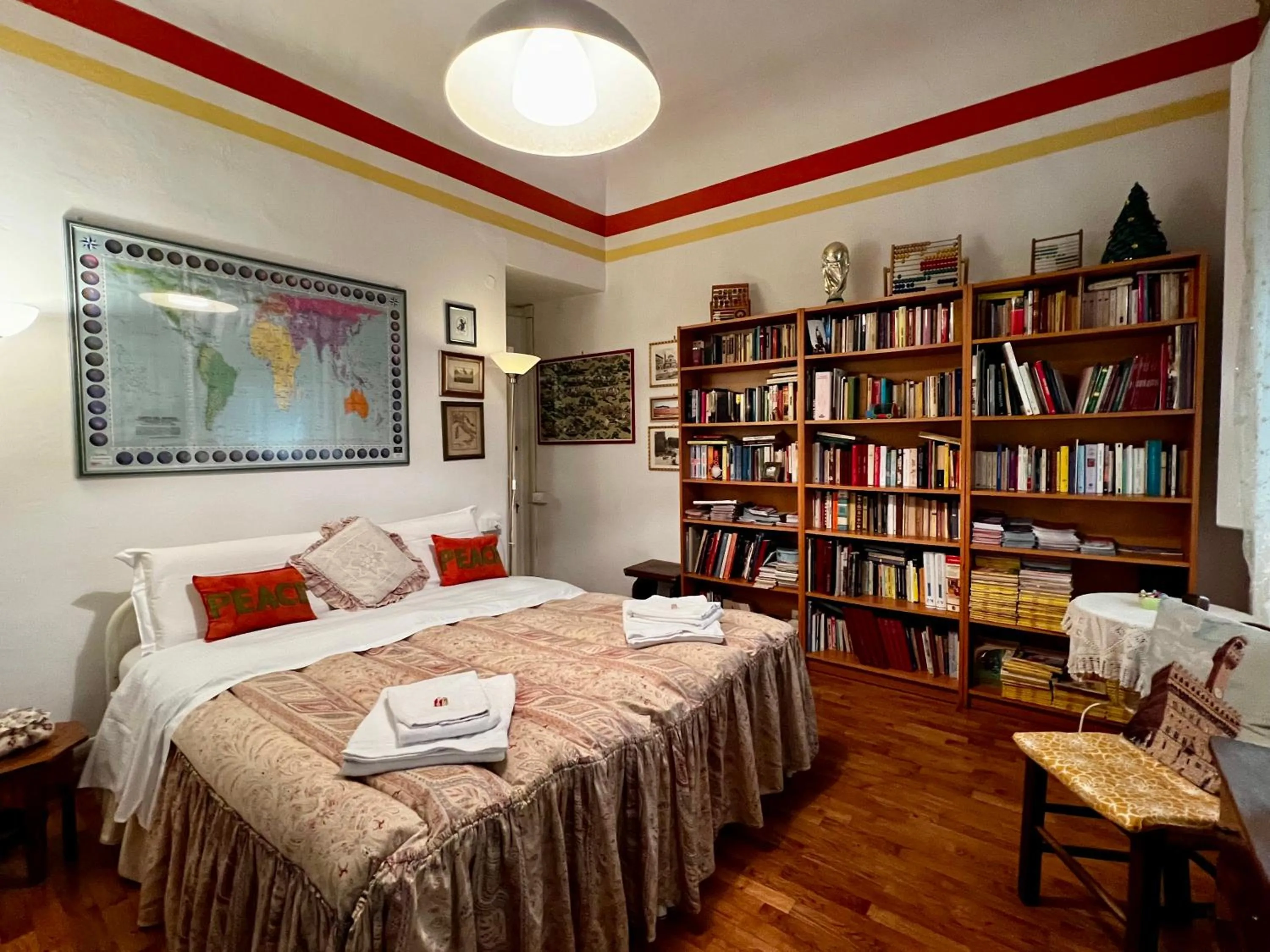 Shower, Bed in BB Tre Gigli Firenze stazione, via Palazzuolo 55