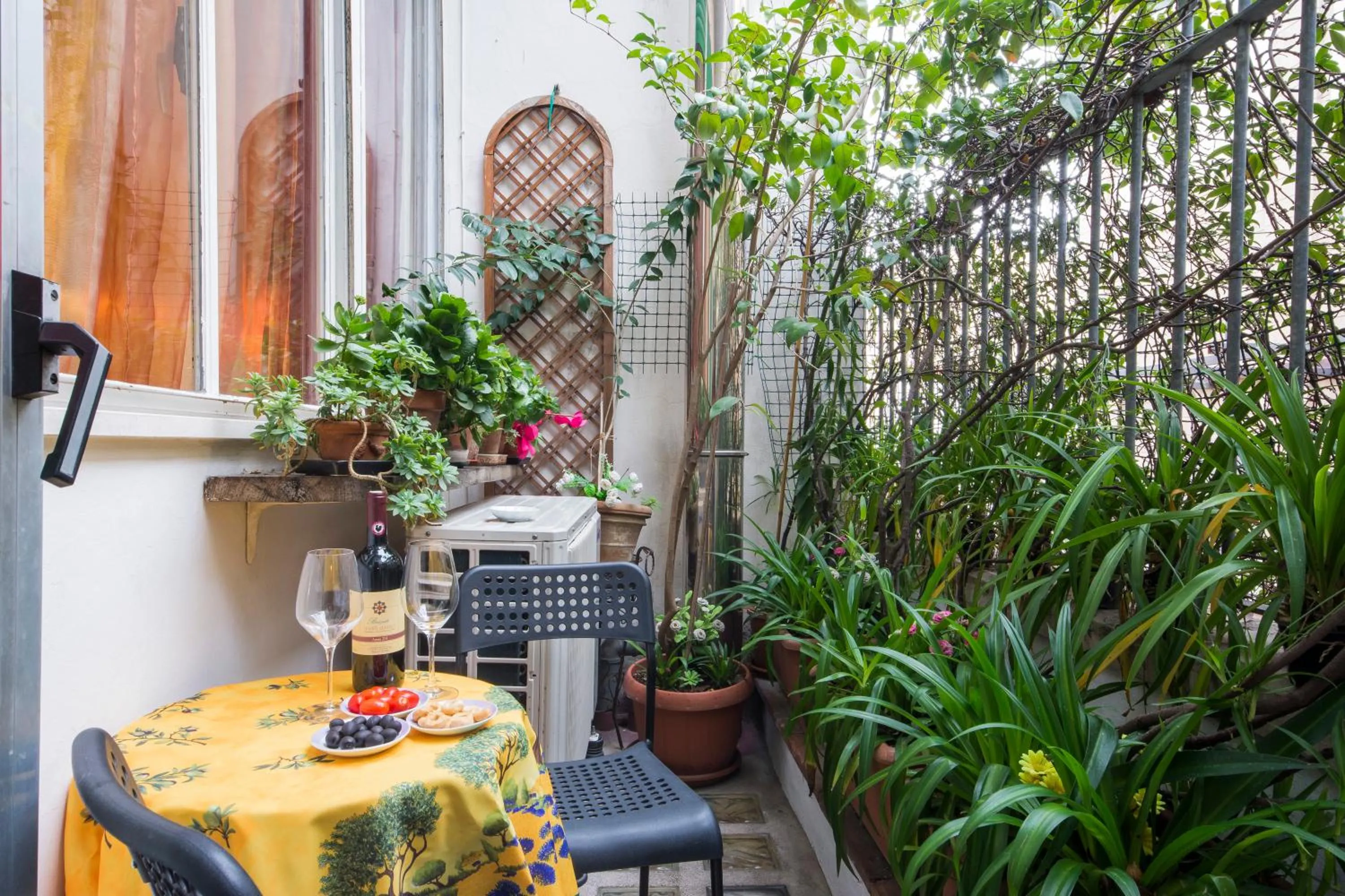 Patio in BB Tre Gigli Firenze stazione, via Palazzuolo 55