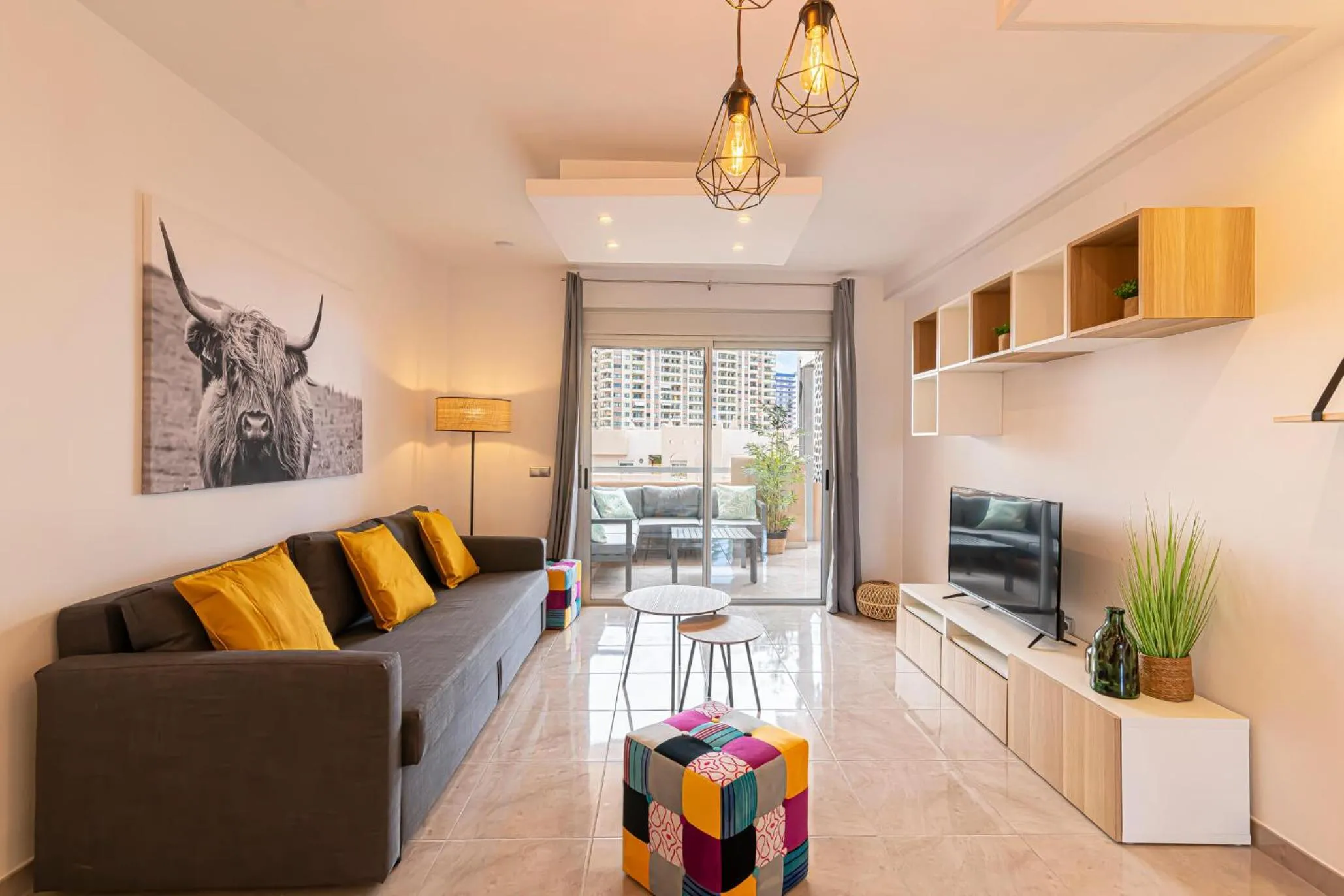 TV and multimedia in GO2TENERIFE Apart'Madera Terrace, Swimming pool & Parking
