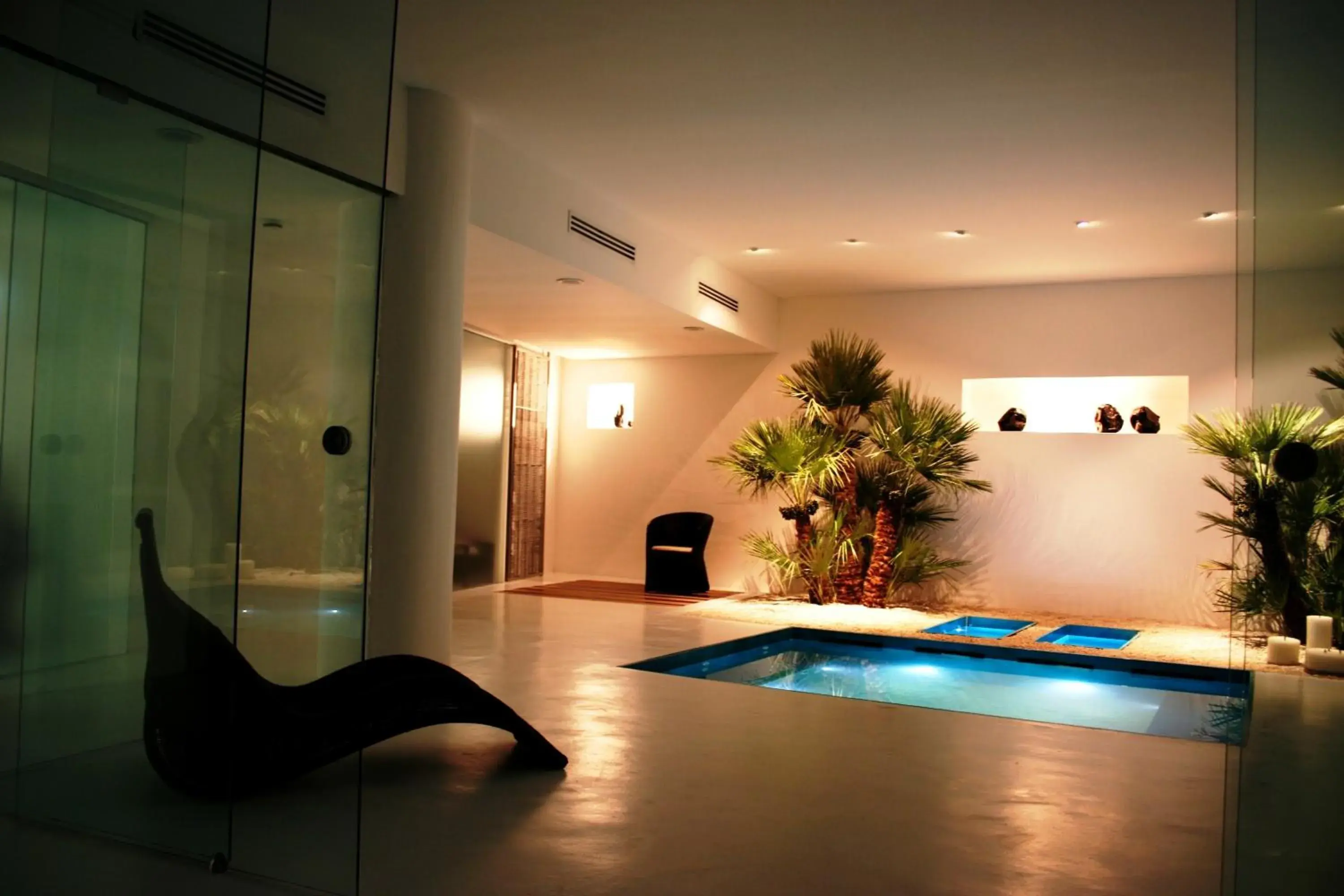 Massage, Swimming Pool in Hotel La Piazza