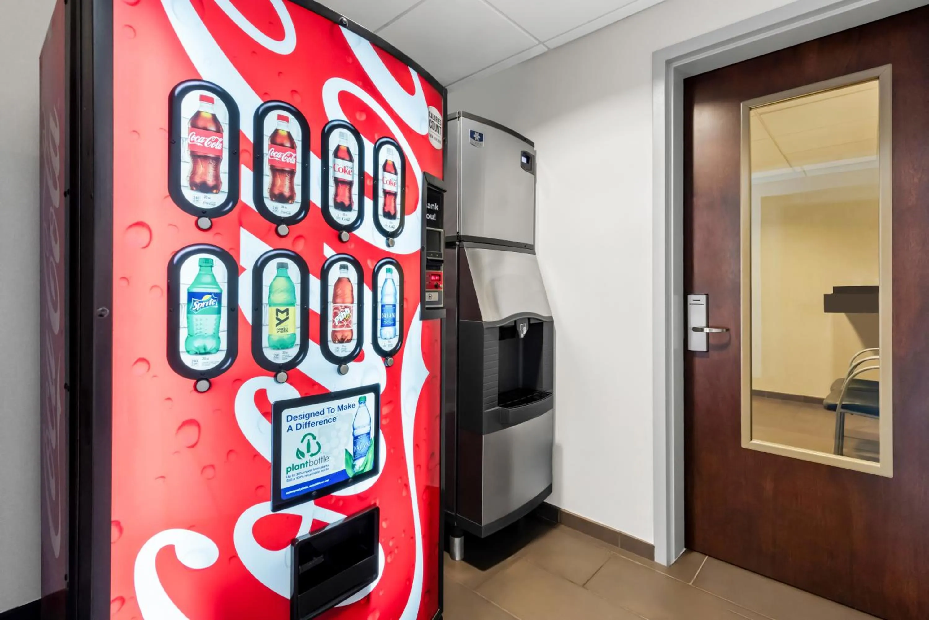 vending machine in Comfort Inn Sylva - Cullowhee