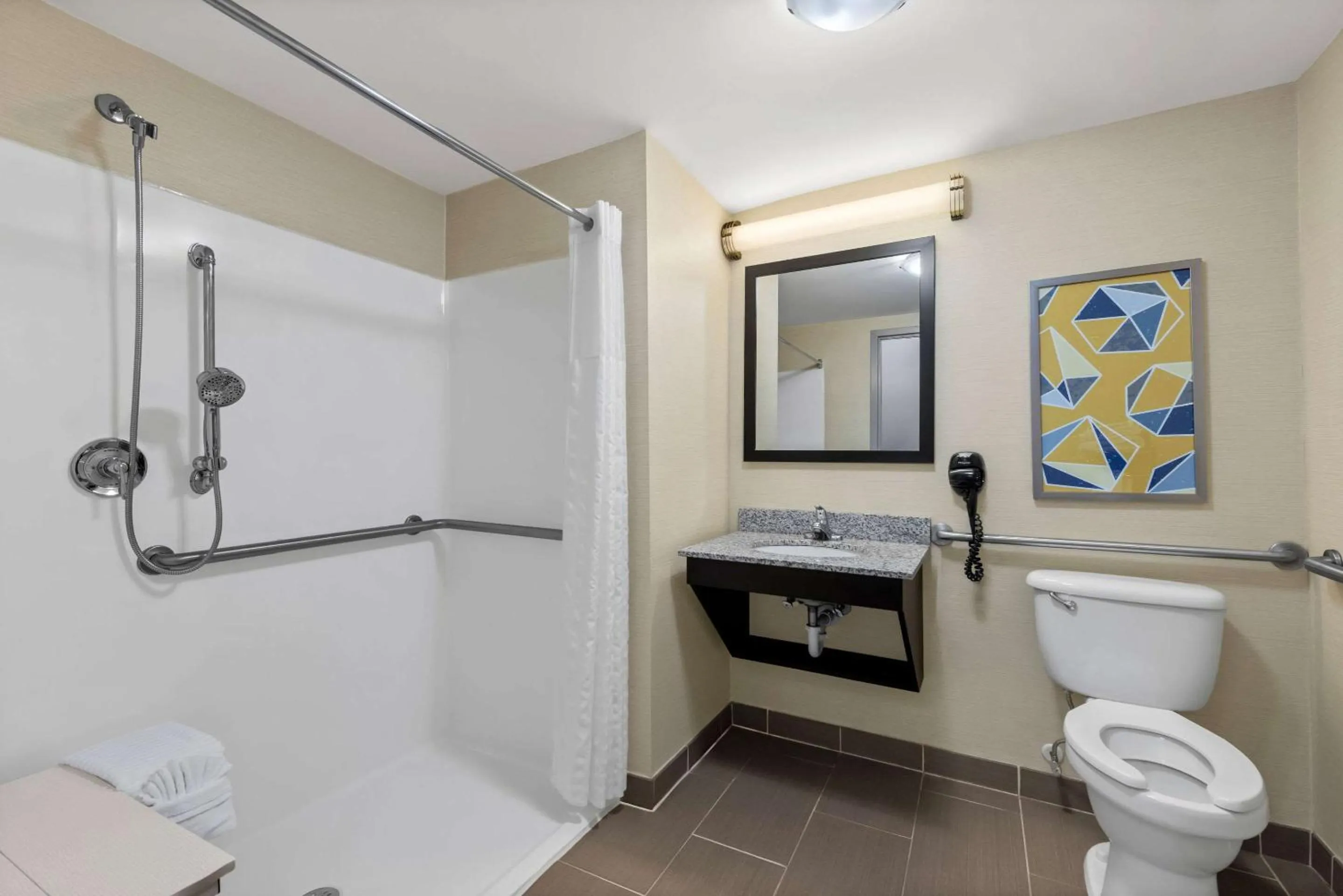 Bedroom in Comfort Inn Sylva - Cullowhee