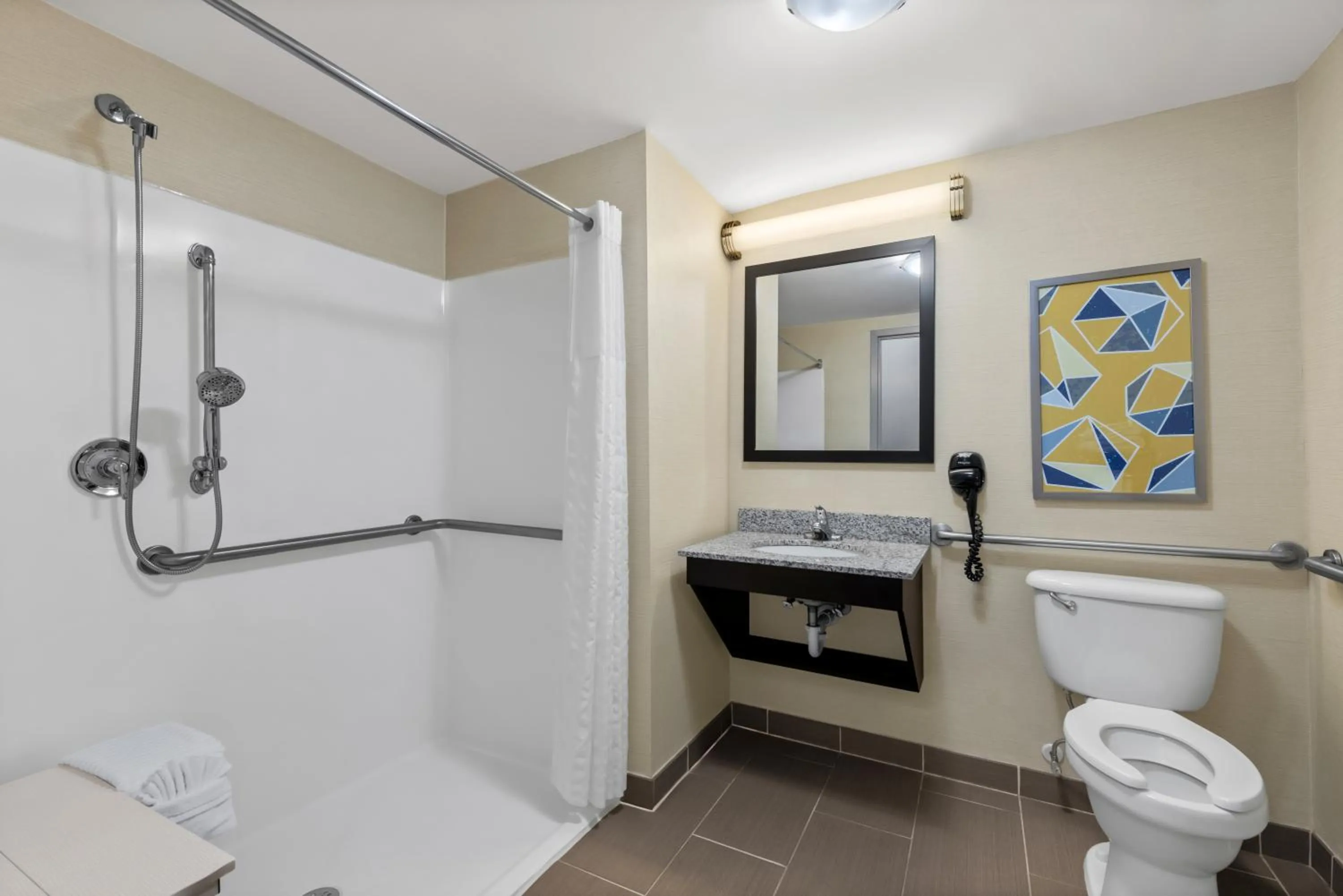 Bathroom in Comfort Inn Sylva - Cullowhee