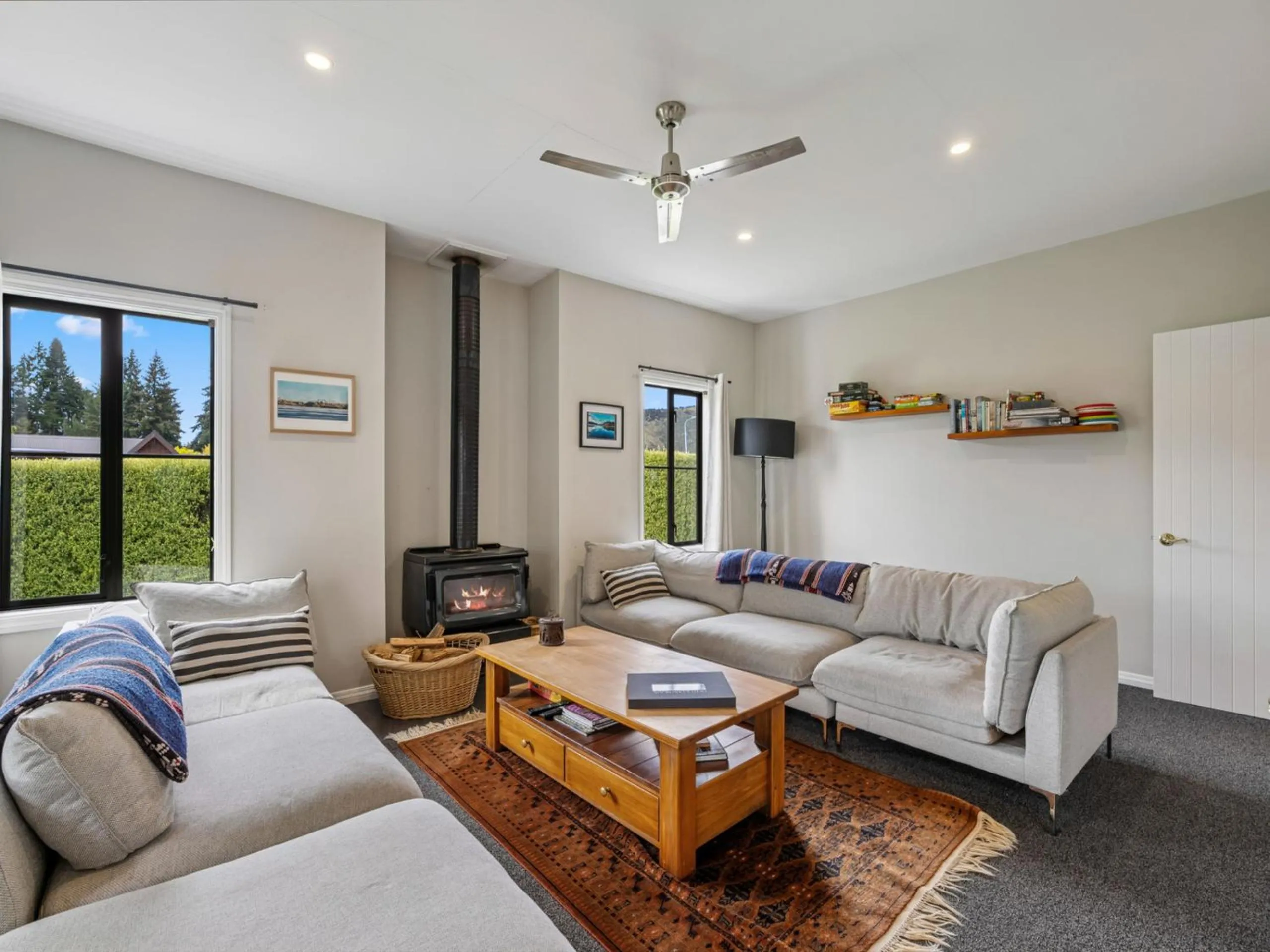 Kokomea House - Wanaka Holiday Home