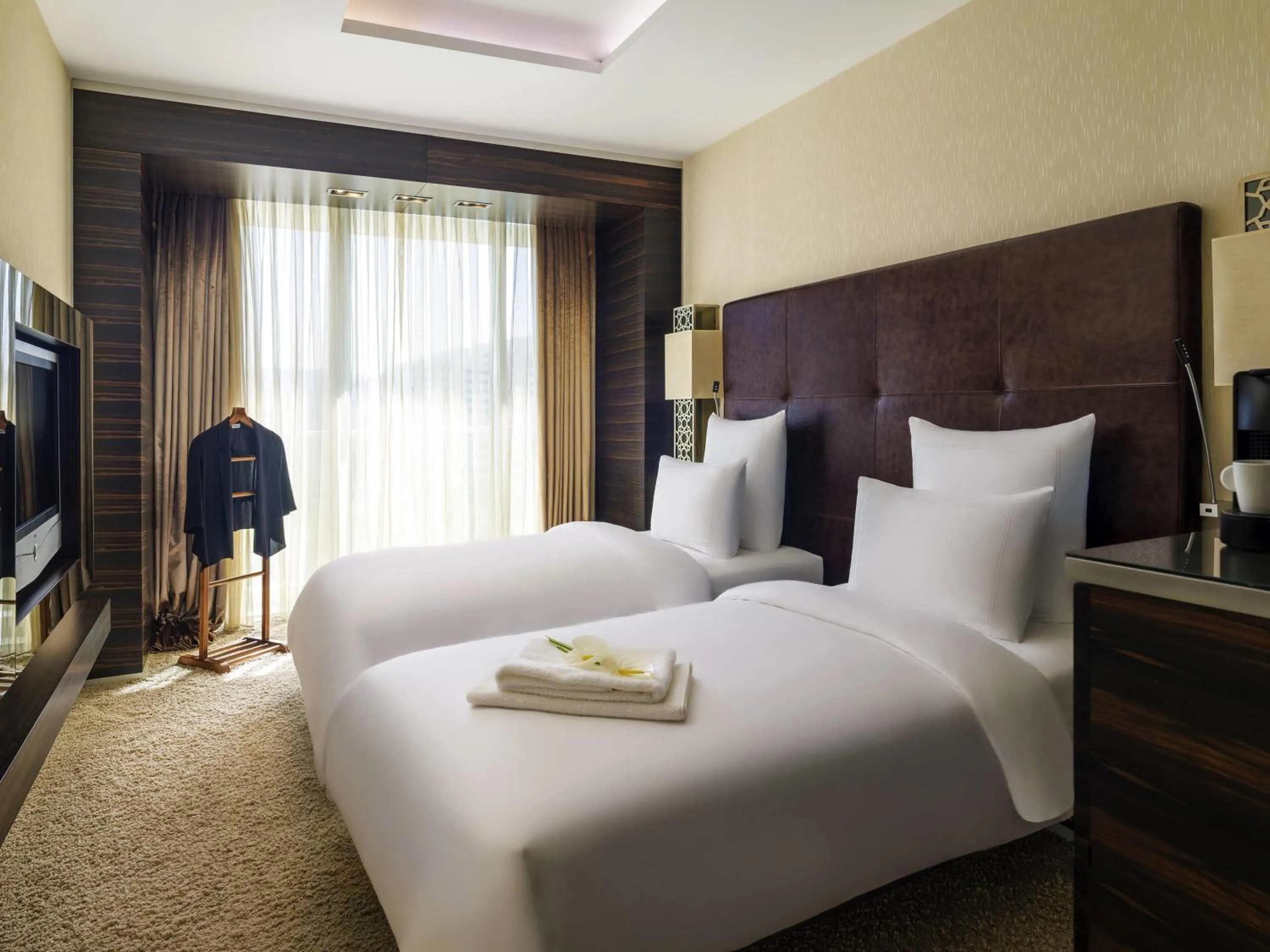 Bedroom, Bed in Swissotel Buyuk Efes Izmir