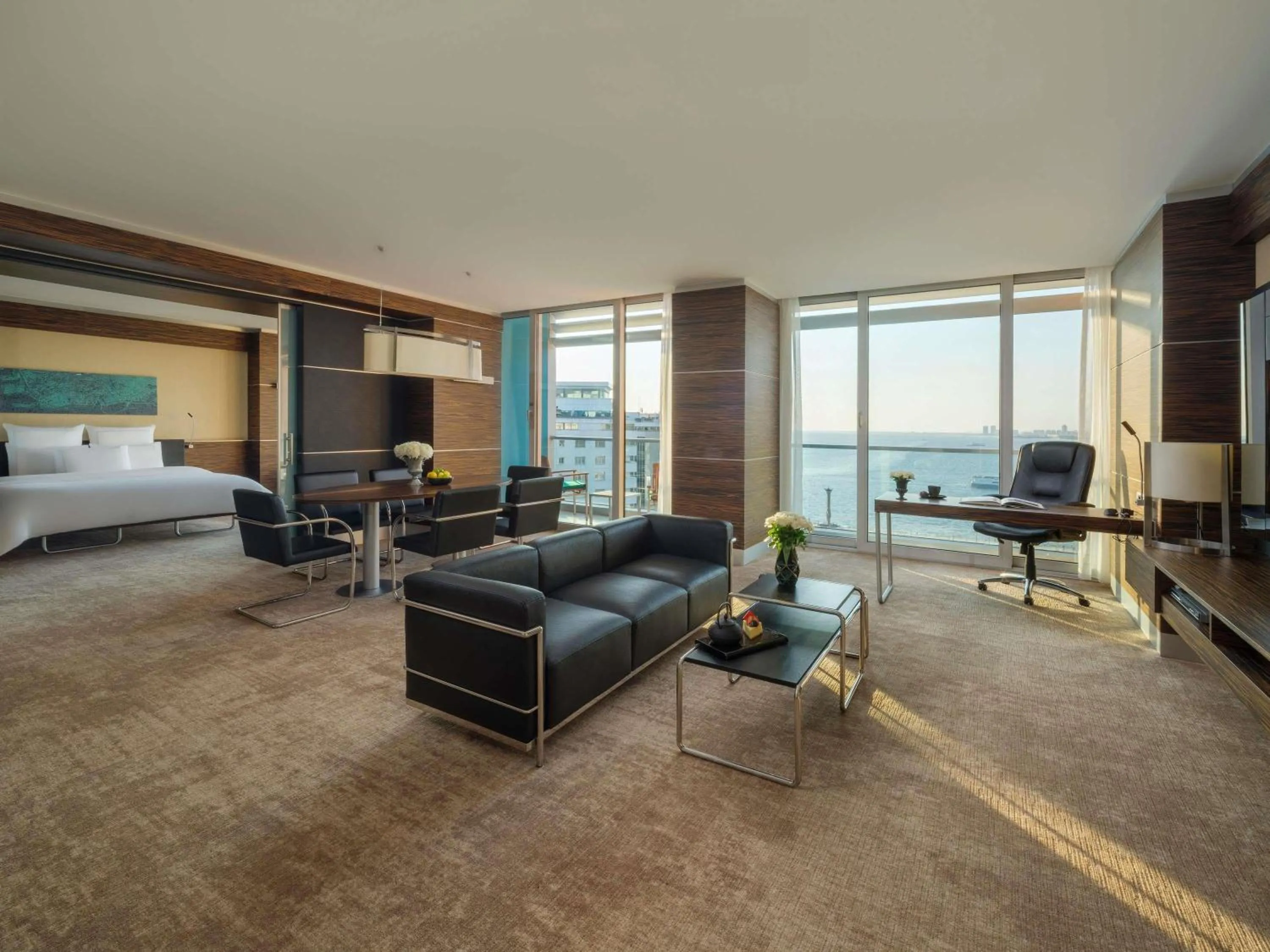 Bedroom, Bed in Swissotel Buyuk Efes Izmir