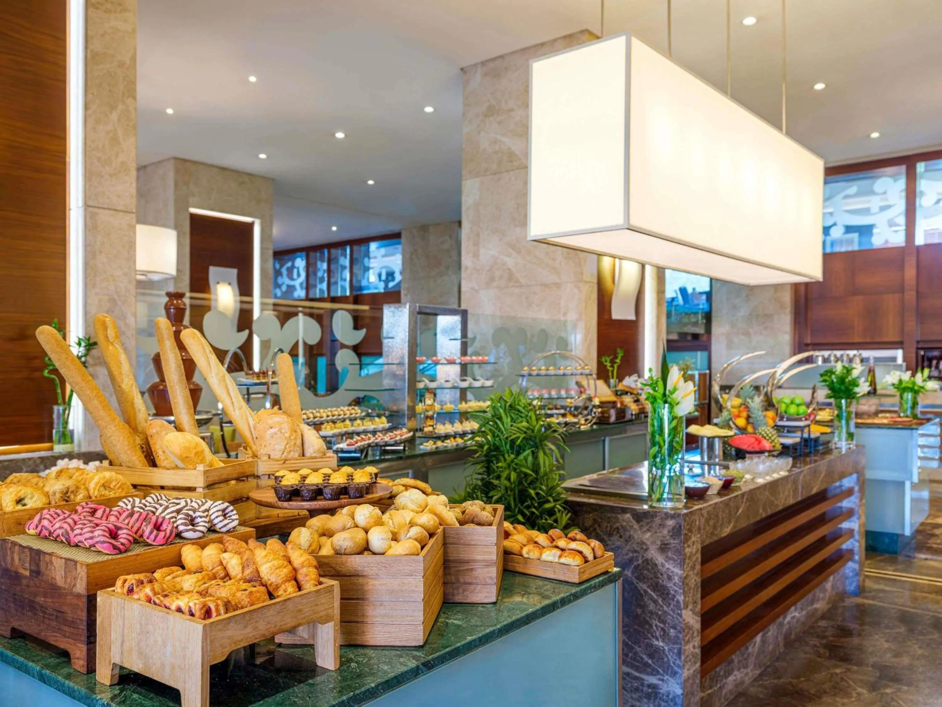 Restaurant/places to eat in Swissotel Buyuk Efes Izmir