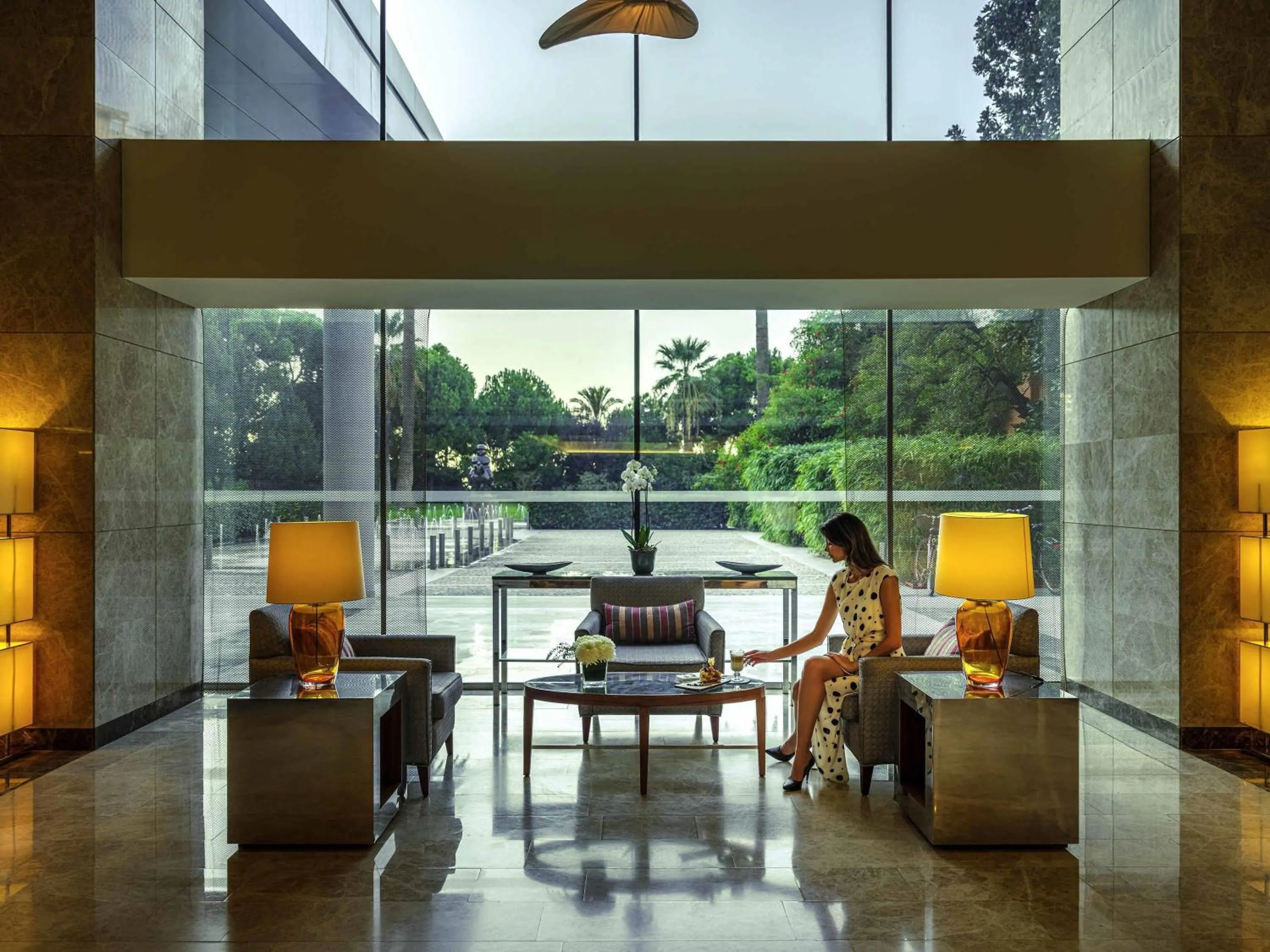 Lounge or bar in Swissotel Buyuk Efes Izmir